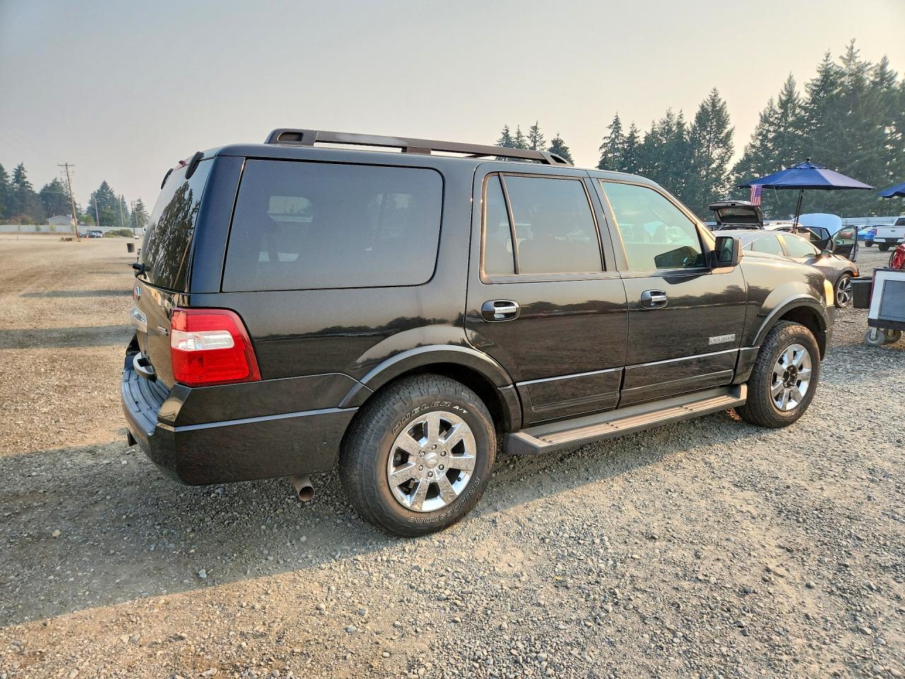 2008 Ford Expedition Xlt Black vin: 1FMFU155X8LA70006