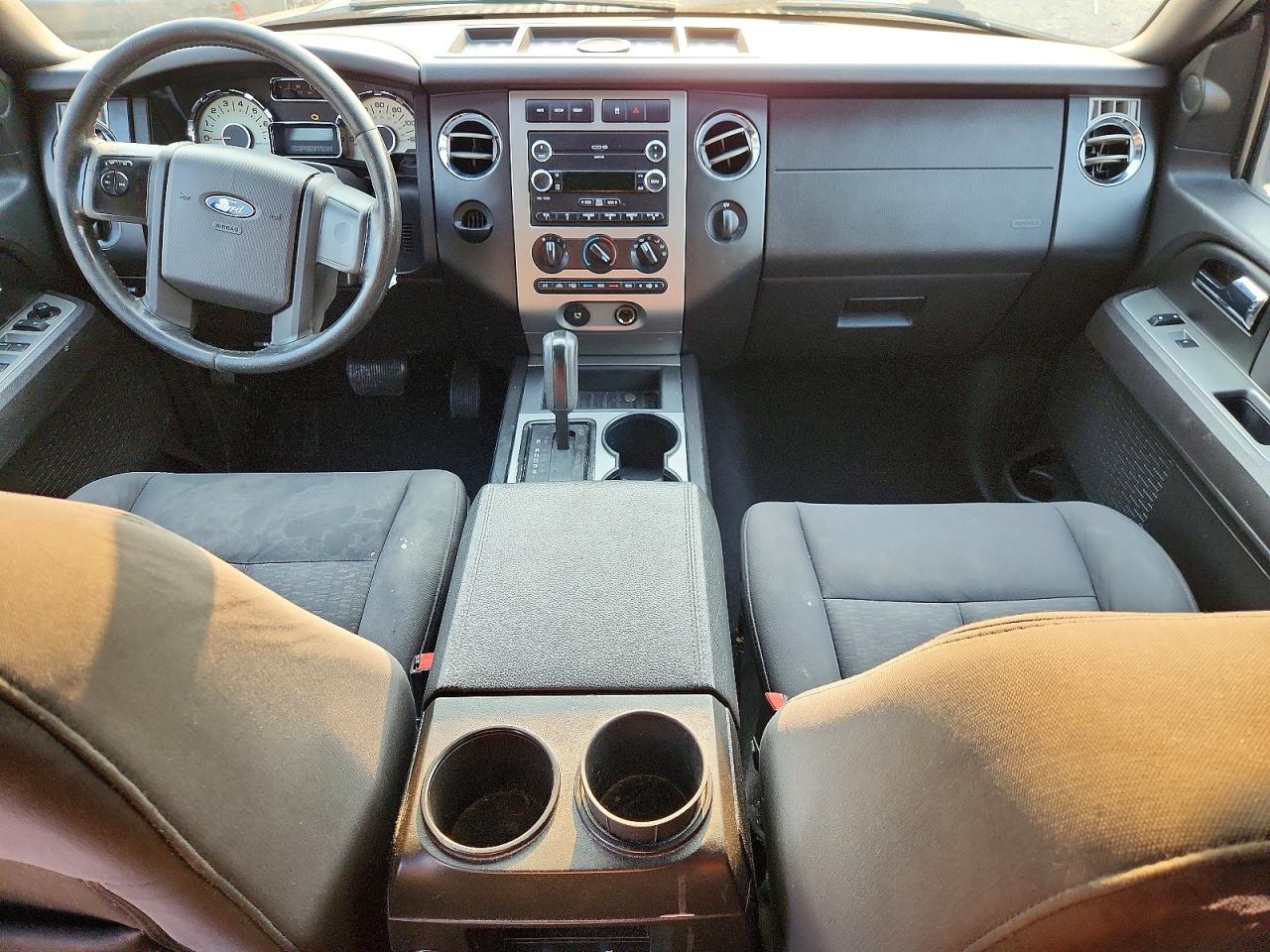 2008 Ford Expedition Xlt Black vin: 1FMFU155X8LA70006