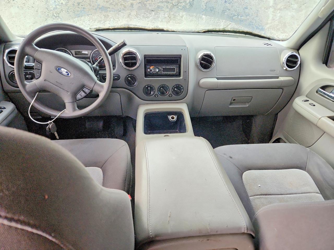 2005 Ford Expedition Xlt Blue vin: 1FMFU16515LA87674