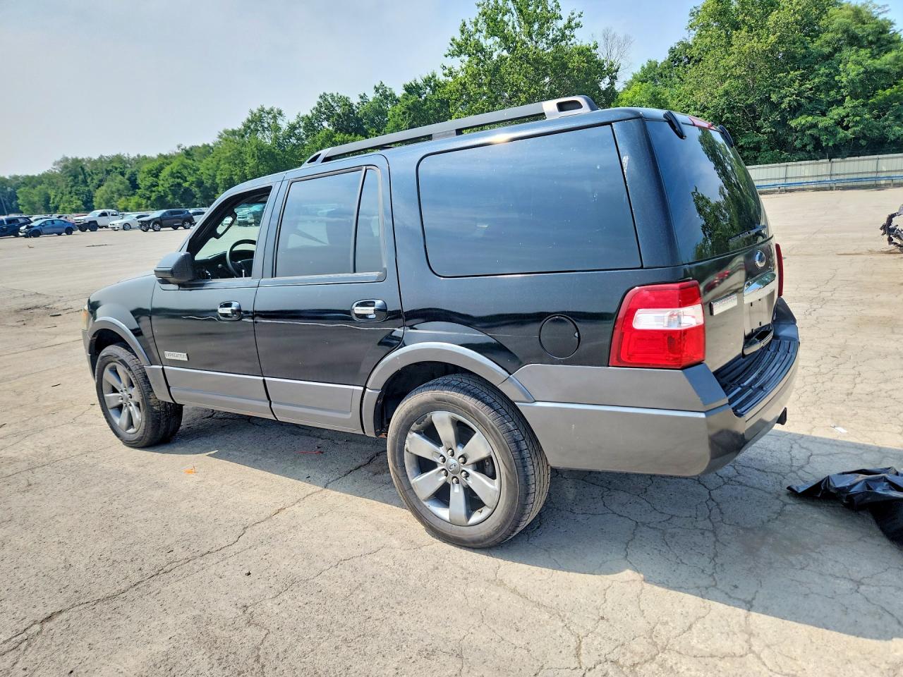 2007 Ford Expedition Xlt Black vin: 1FMFU16517LA82834