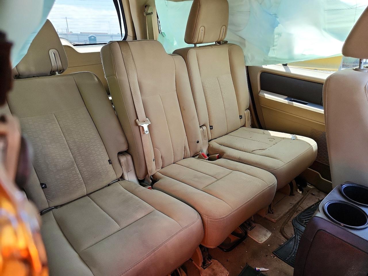 2008 Ford Expedition Xlt Tan vin: 1FMFU16528LA45230