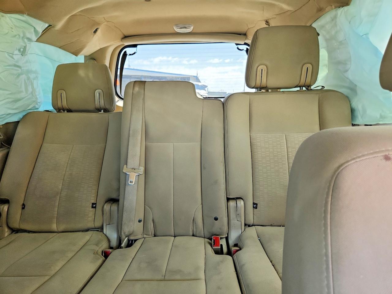 2008 Ford Expedition Xlt Tan vin: 1FMFU16528LA45230