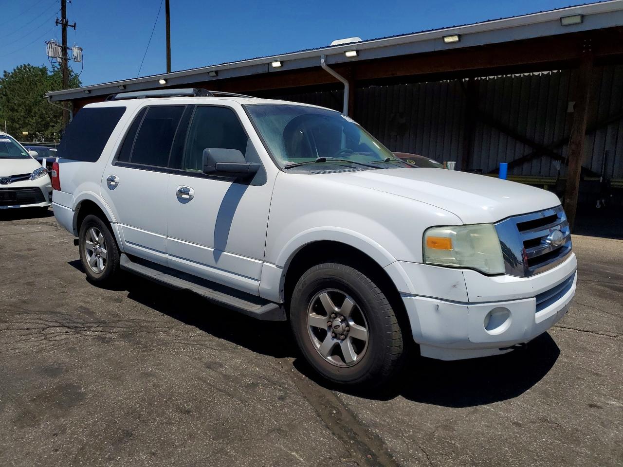 2009 Ford Expedition Xlt White vin: 1FMFU16529LA11144