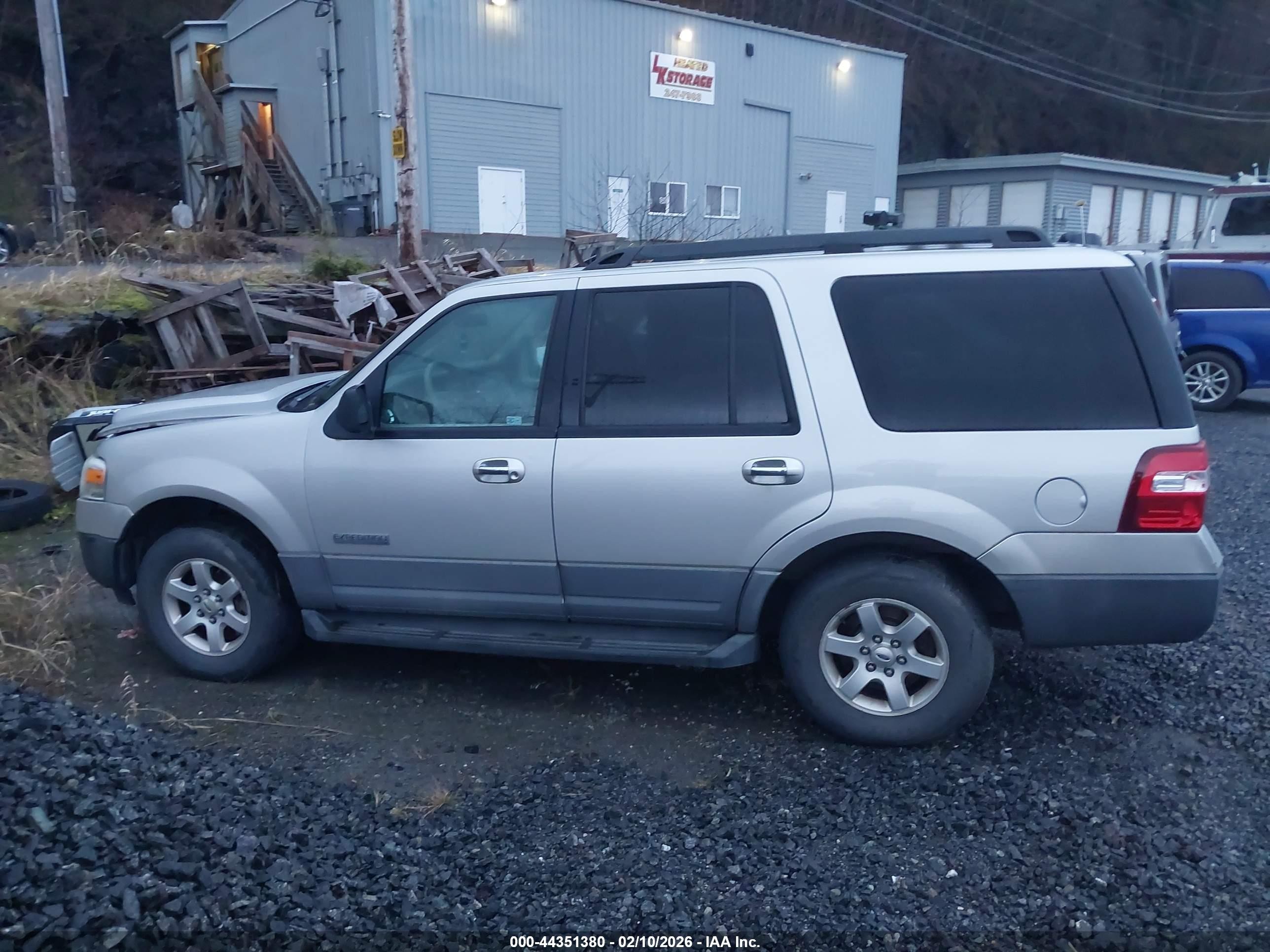 2007 Ford Expedition Xlt Silver vin: 1FMFU16537LA47292