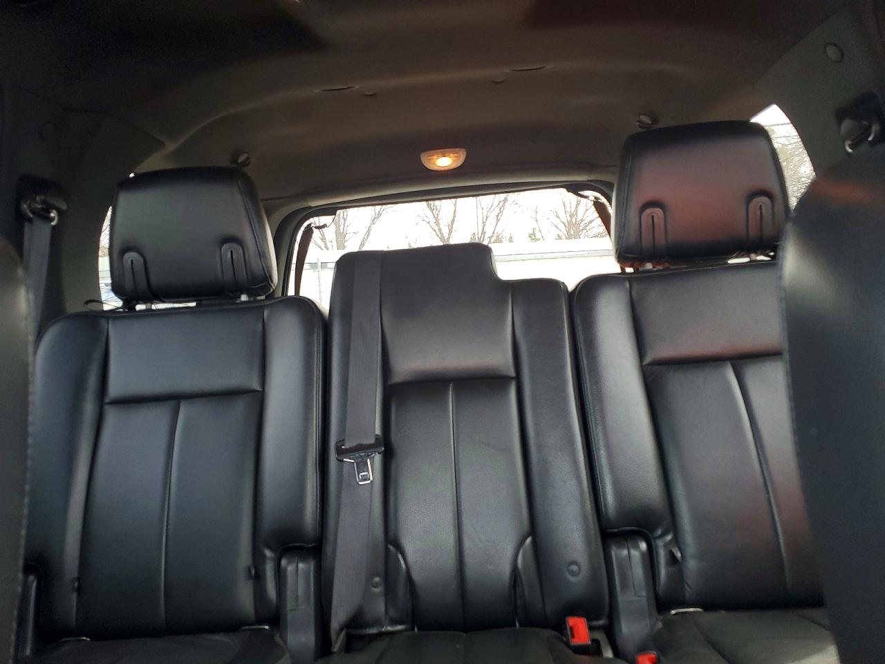 2009 Ford Expedition Xlt Red vin: 1FMFU16539LA02159