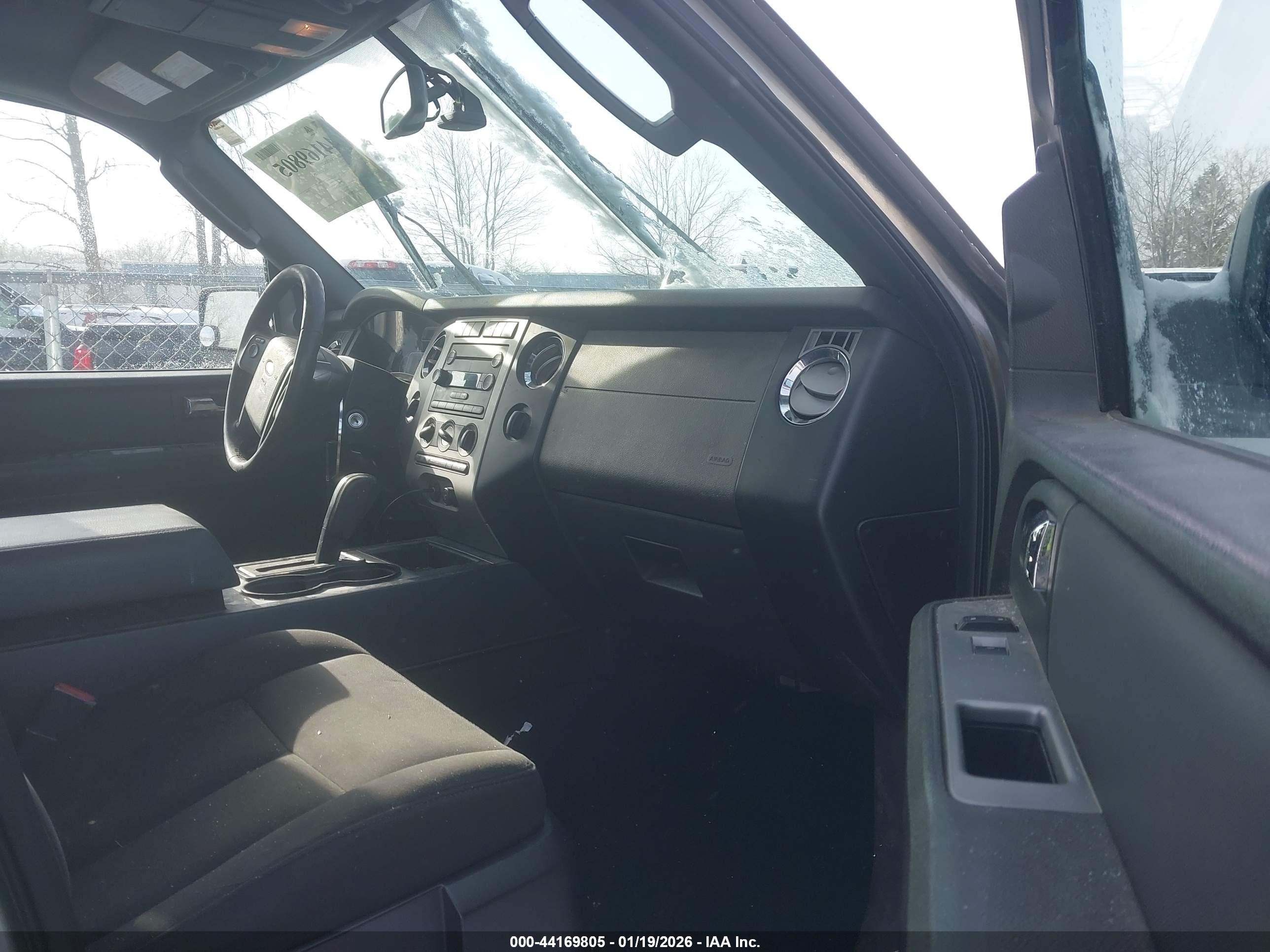 2008 Ford Expedition Xlt Silver vin: 1FMFU16548LA10690