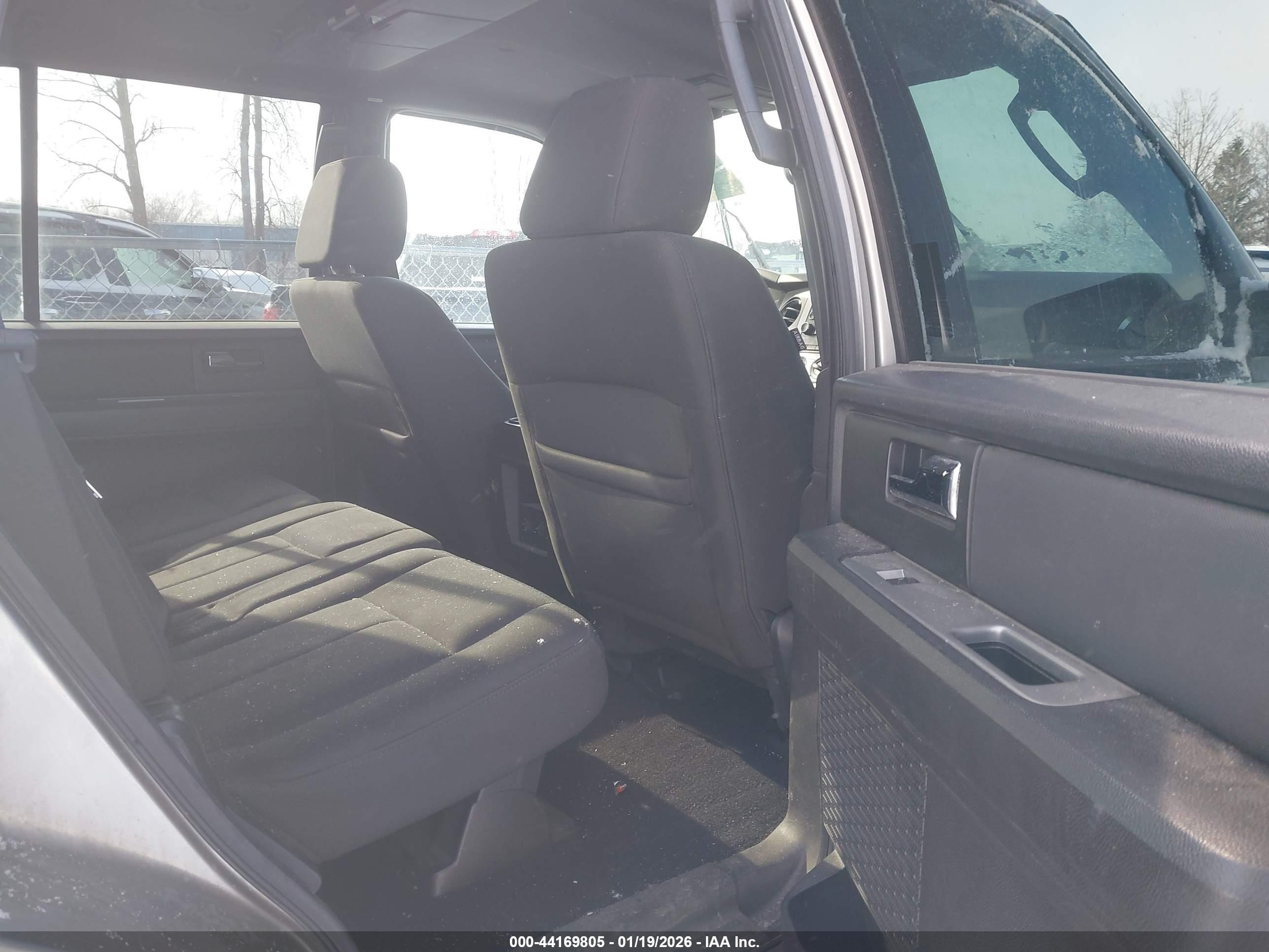 2008 Ford Expedition Xlt Silver vin: 1FMFU16548LA10690