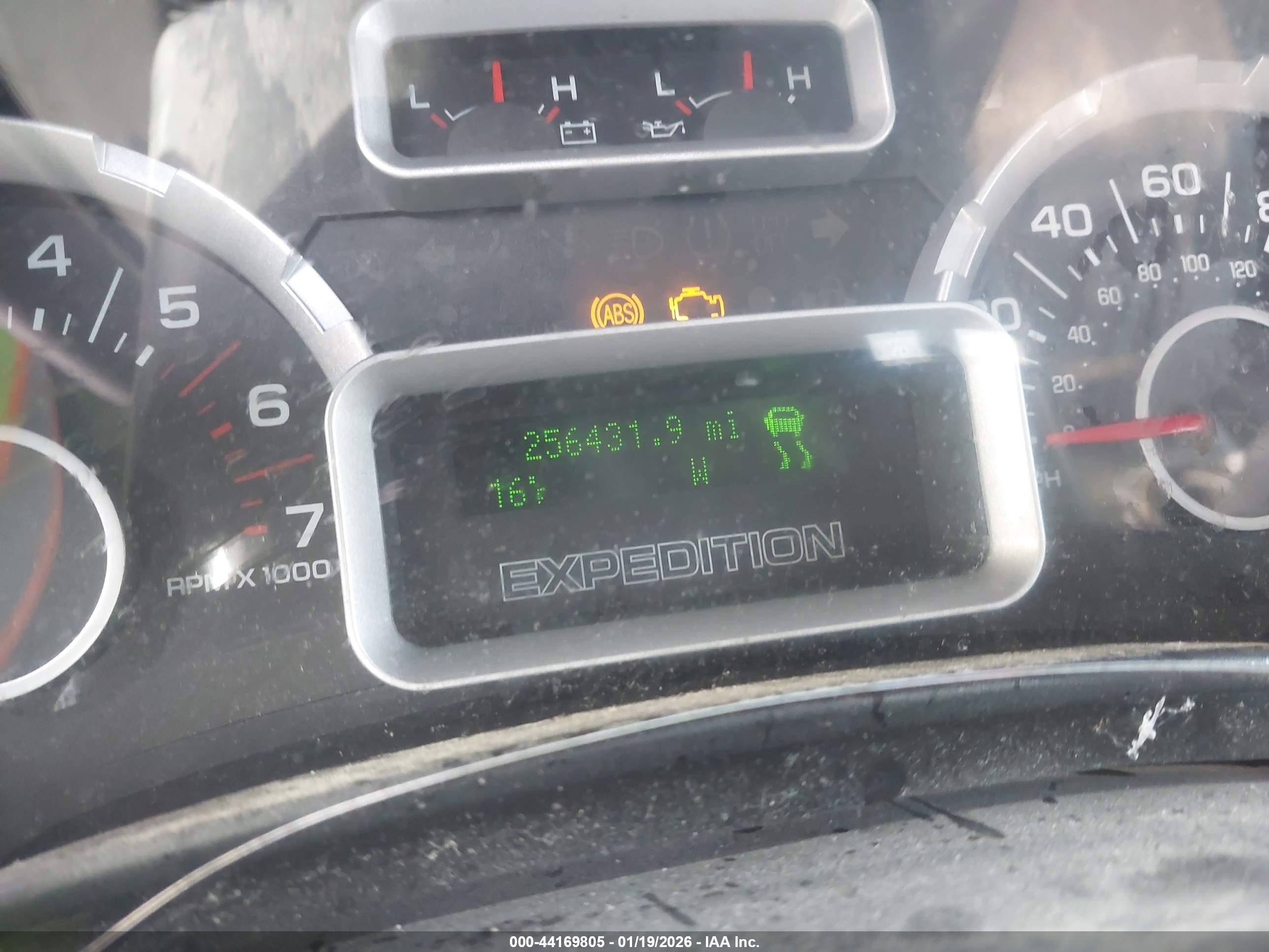 2008 Ford Expedition Xlt Silver vin: 1FMFU16548LA10690