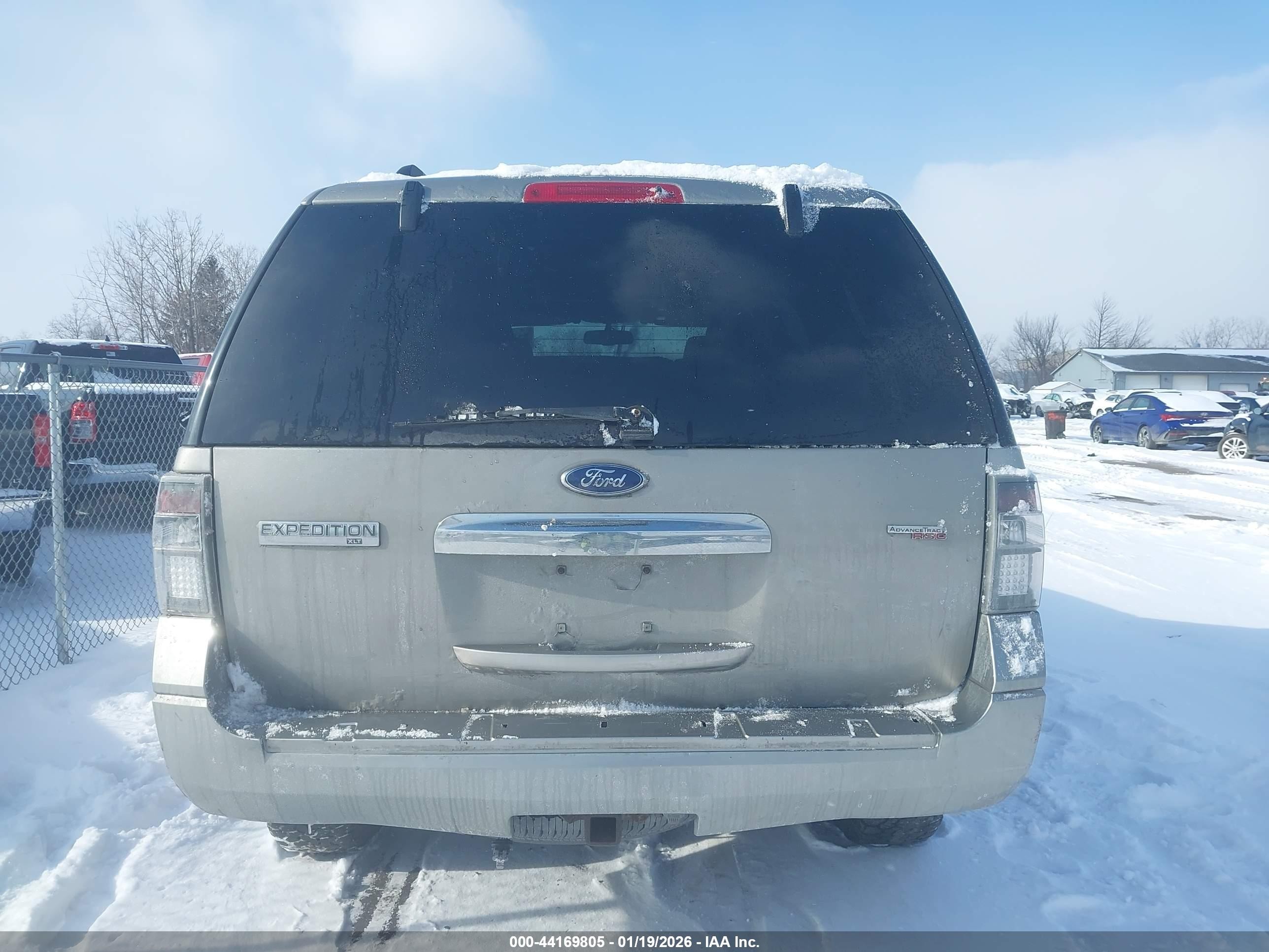 2008 Ford Expedition Xlt Silver vin: 1FMFU16548LA10690