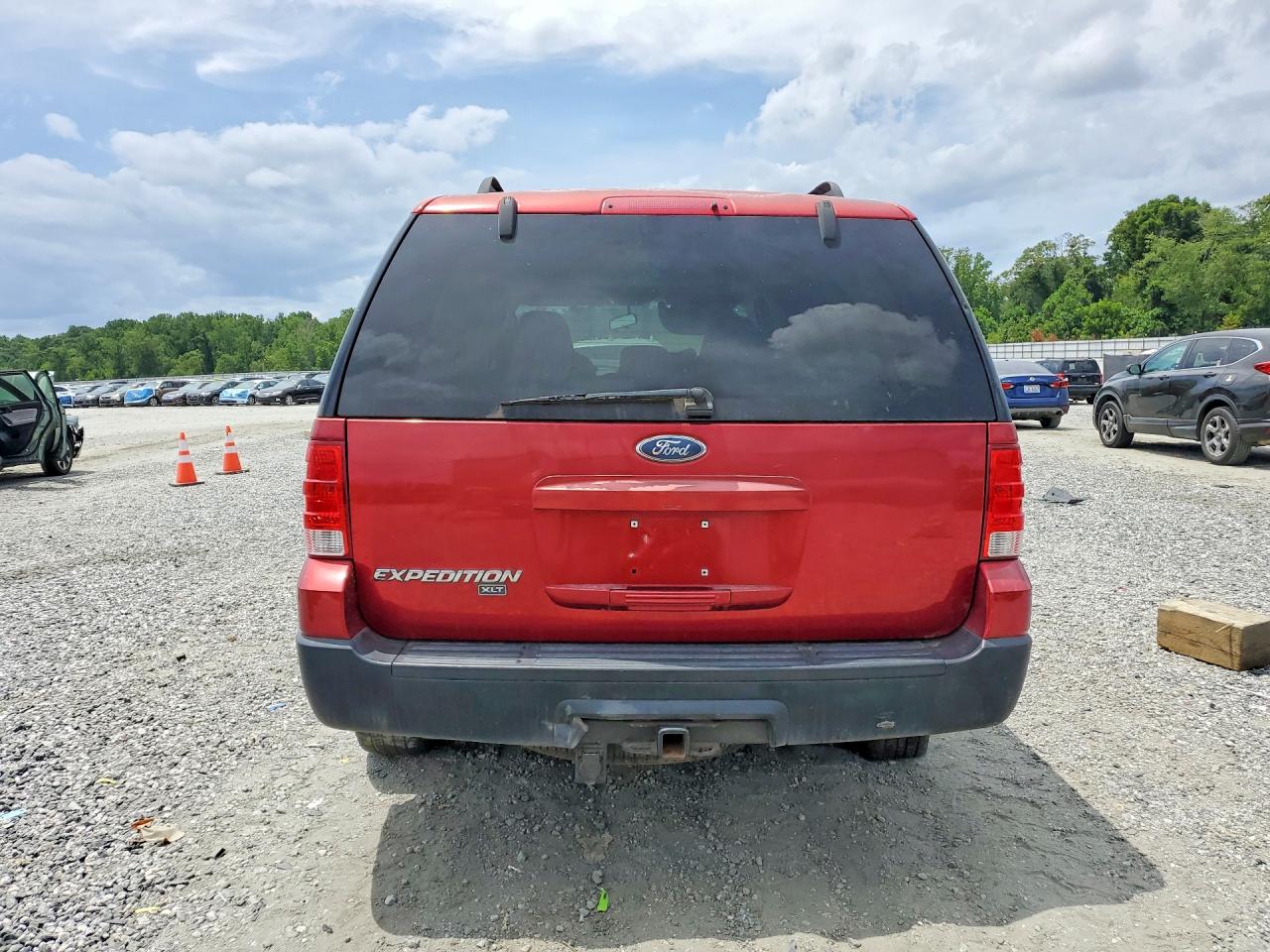 2006 Ford Expedition Xlt Red vin: 1FMFU16566LA85193