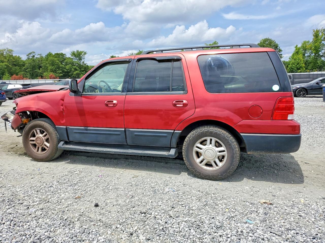 2006 Ford Expedition Xlt Red vin: 1FMFU16566LA85193