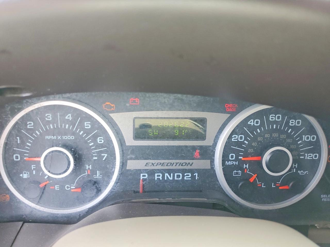 2006 Ford Expedition Xlt Red vin: 1FMFU16566LA85193