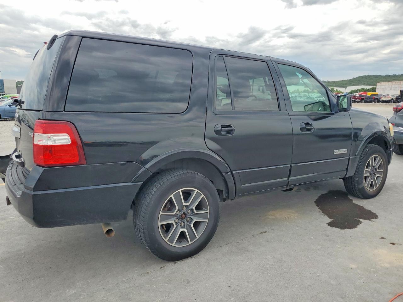 2008 Ford Expedition Xlt Black vin: 1FMFU16578LA71192