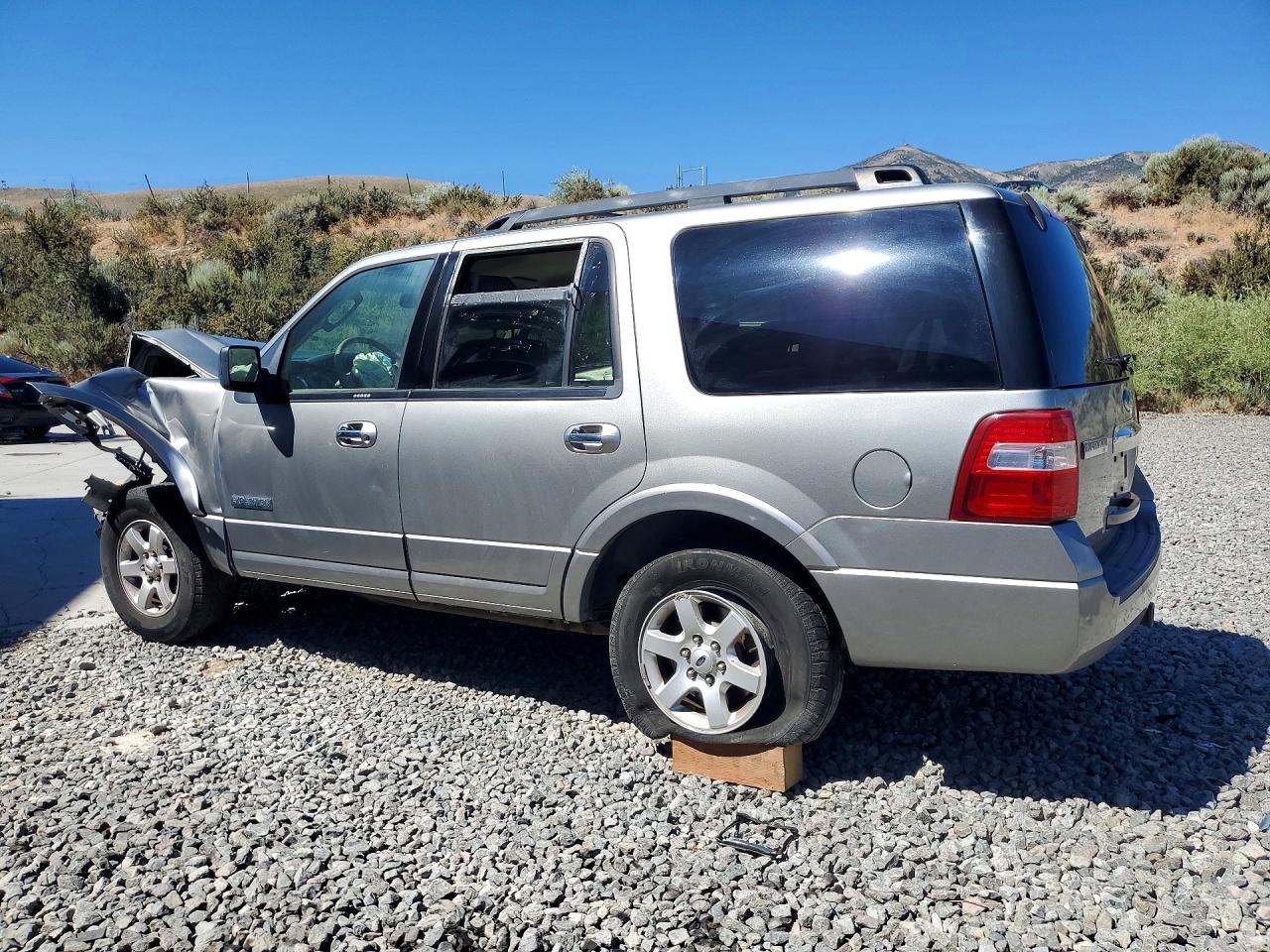 2008 Ford Expedition Xlt Silver vin: 1FMFU16598LA76474