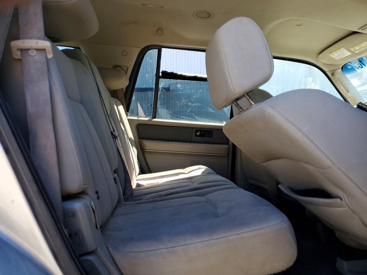 2008 Ford Expedition Xlt Silver vin: 1FMFU16598LA76474
