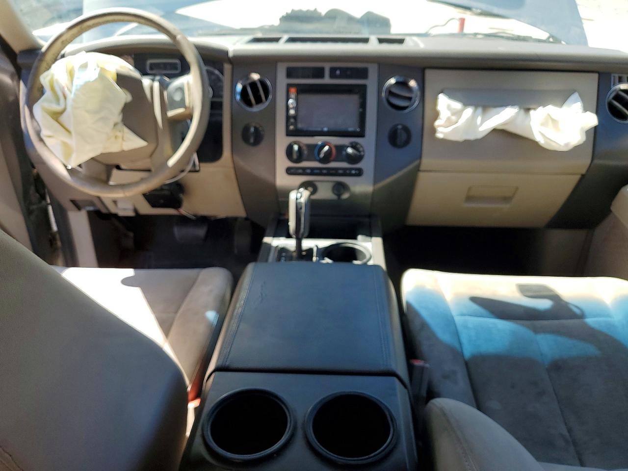 2008 Ford Expedition Xlt Silver vin: 1FMFU16598LA76474