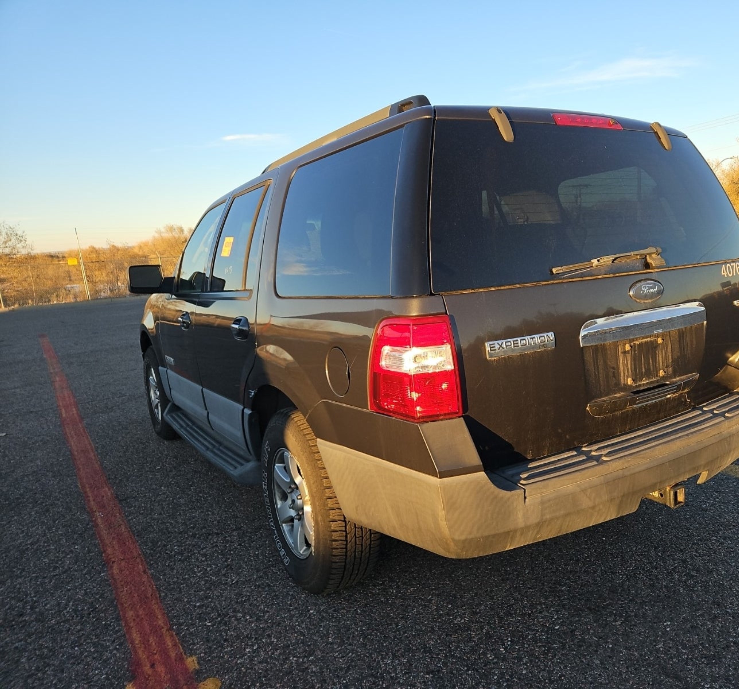 2007 Ford Expedition Xlt vin: 1FMFU165X7LA76823