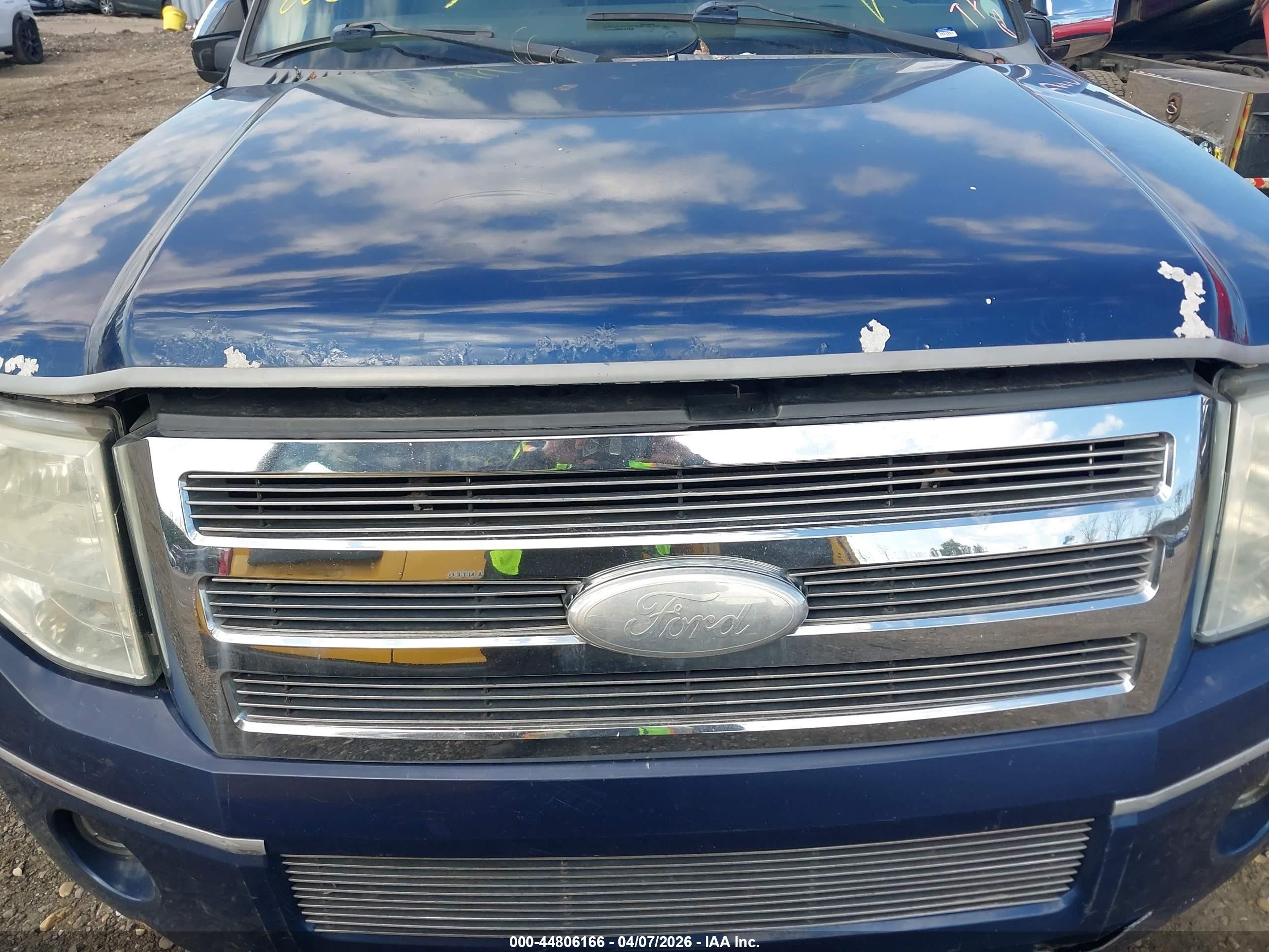 2008 Ford Expedition Xlt Blue vin: 1FMFU165X8LA64320