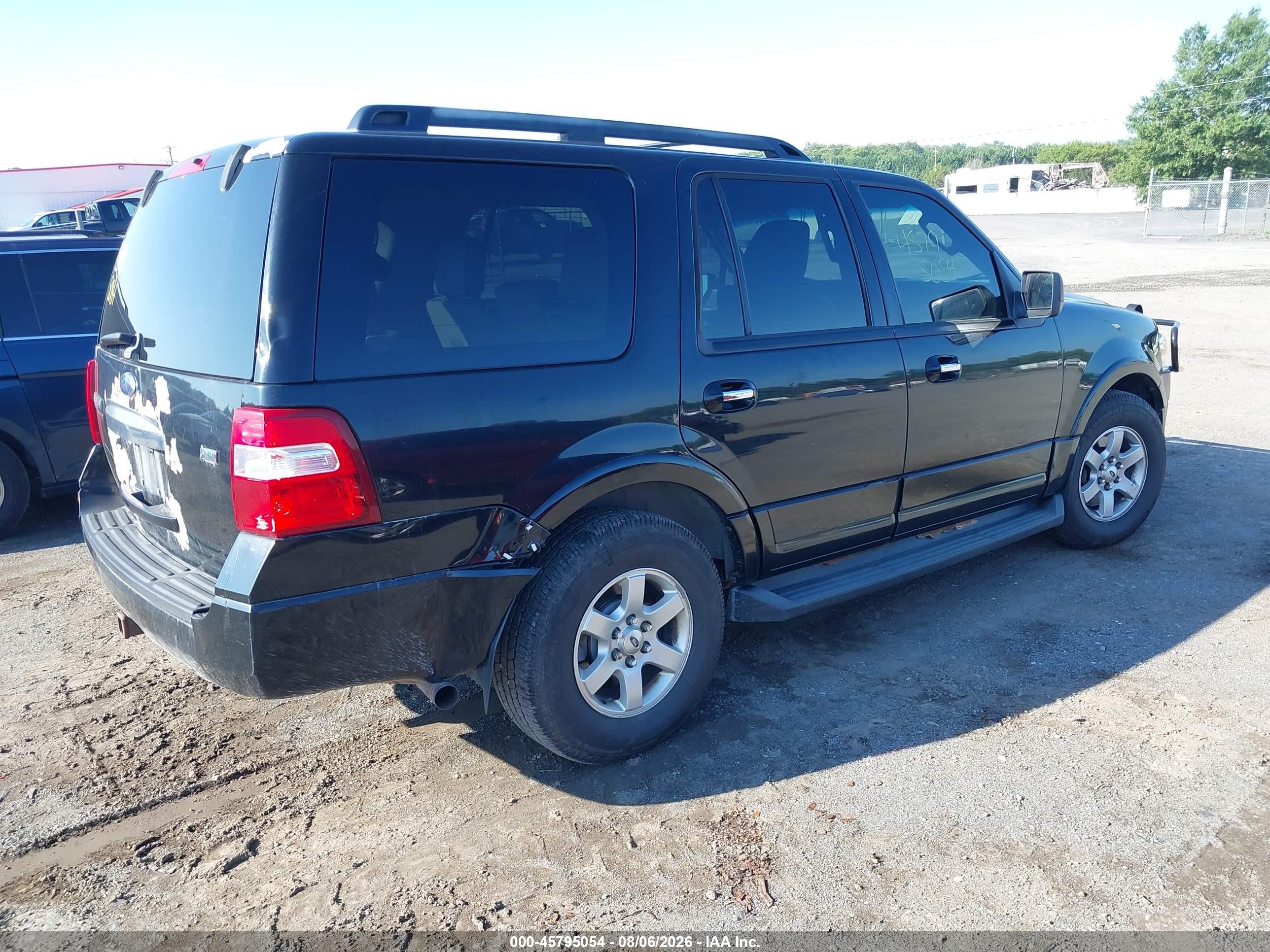 2009 Ford Expedition Xlt Black vin: 1FMFU165X9EB26899
