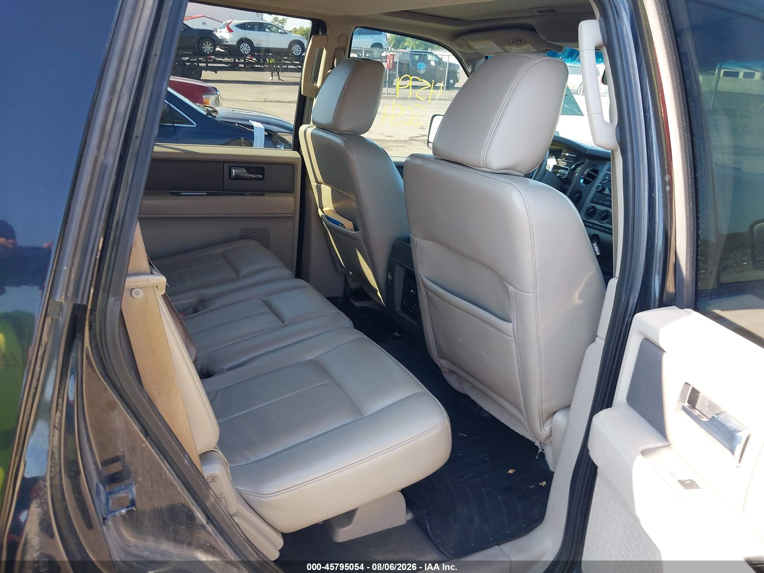 2009 Ford Expedition Xlt Black vin: 1FMFU165X9EB26899