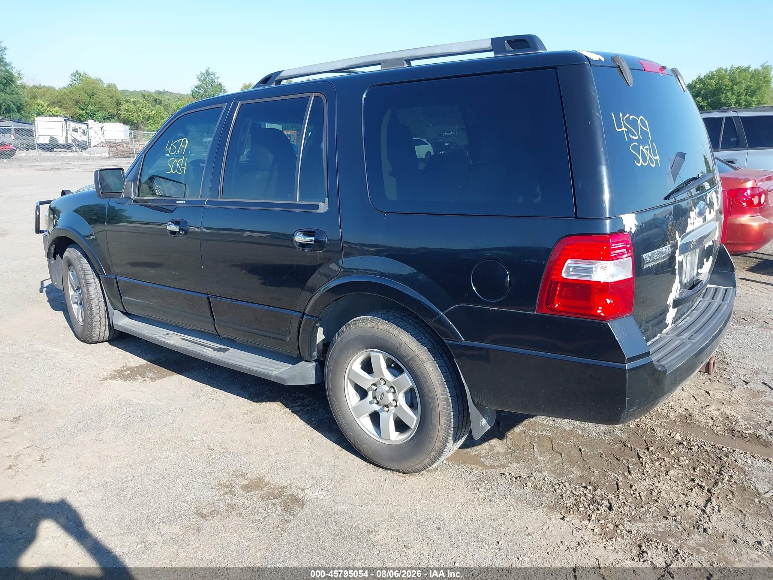 2009 Ford Expedition Xlt Black vin: 1FMFU165X9EB26899