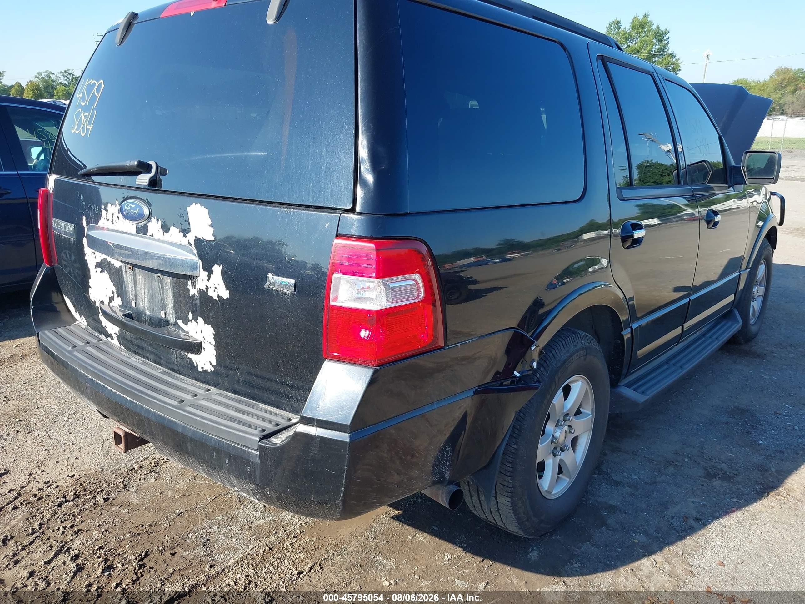 2009 Ford Expedition Xlt Black vin: 1FMFU165X9EB26899