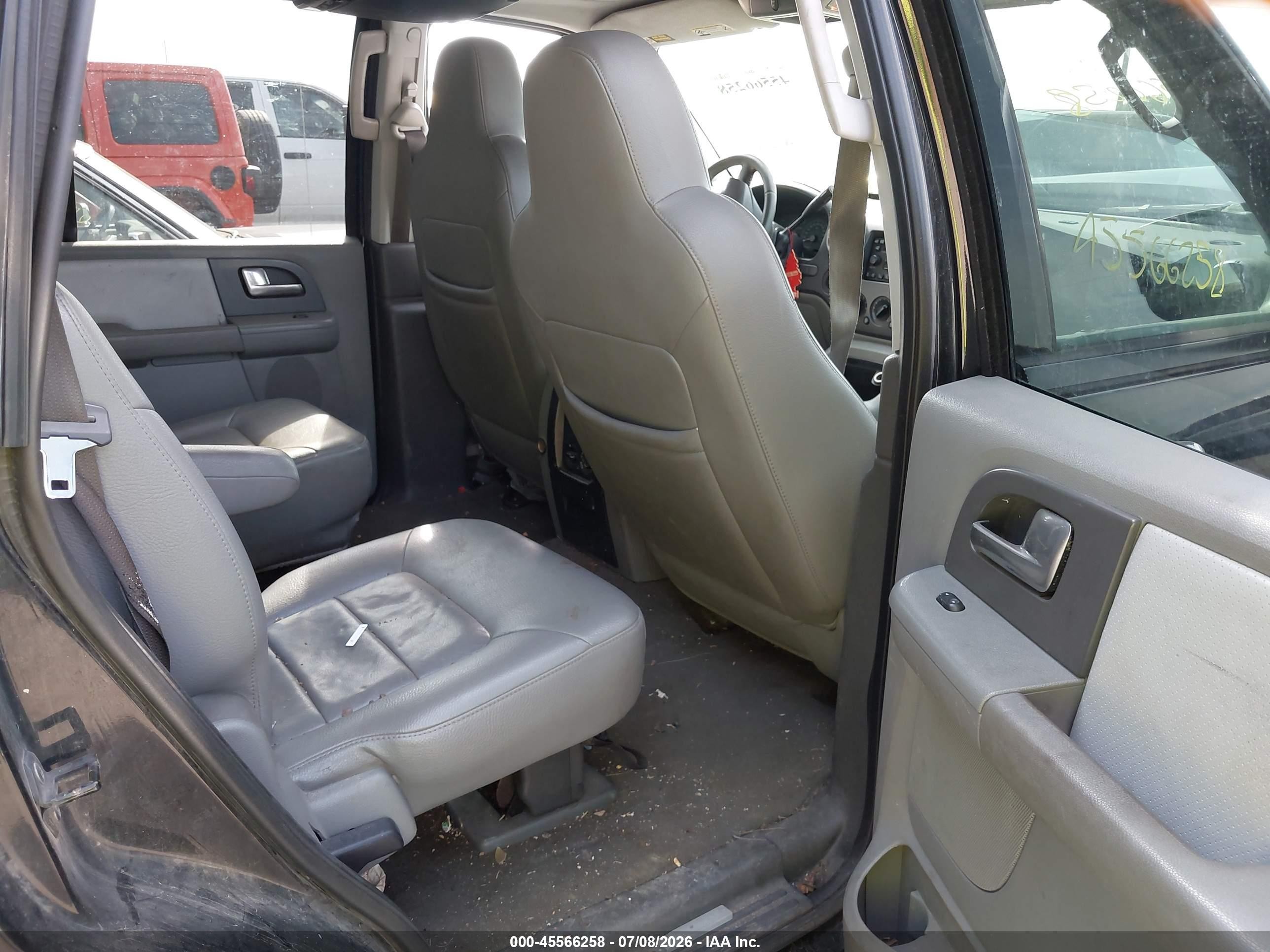 2004 Ford Expedition Nbx/xlt Black vin: 1FMFU16L04LA24966
