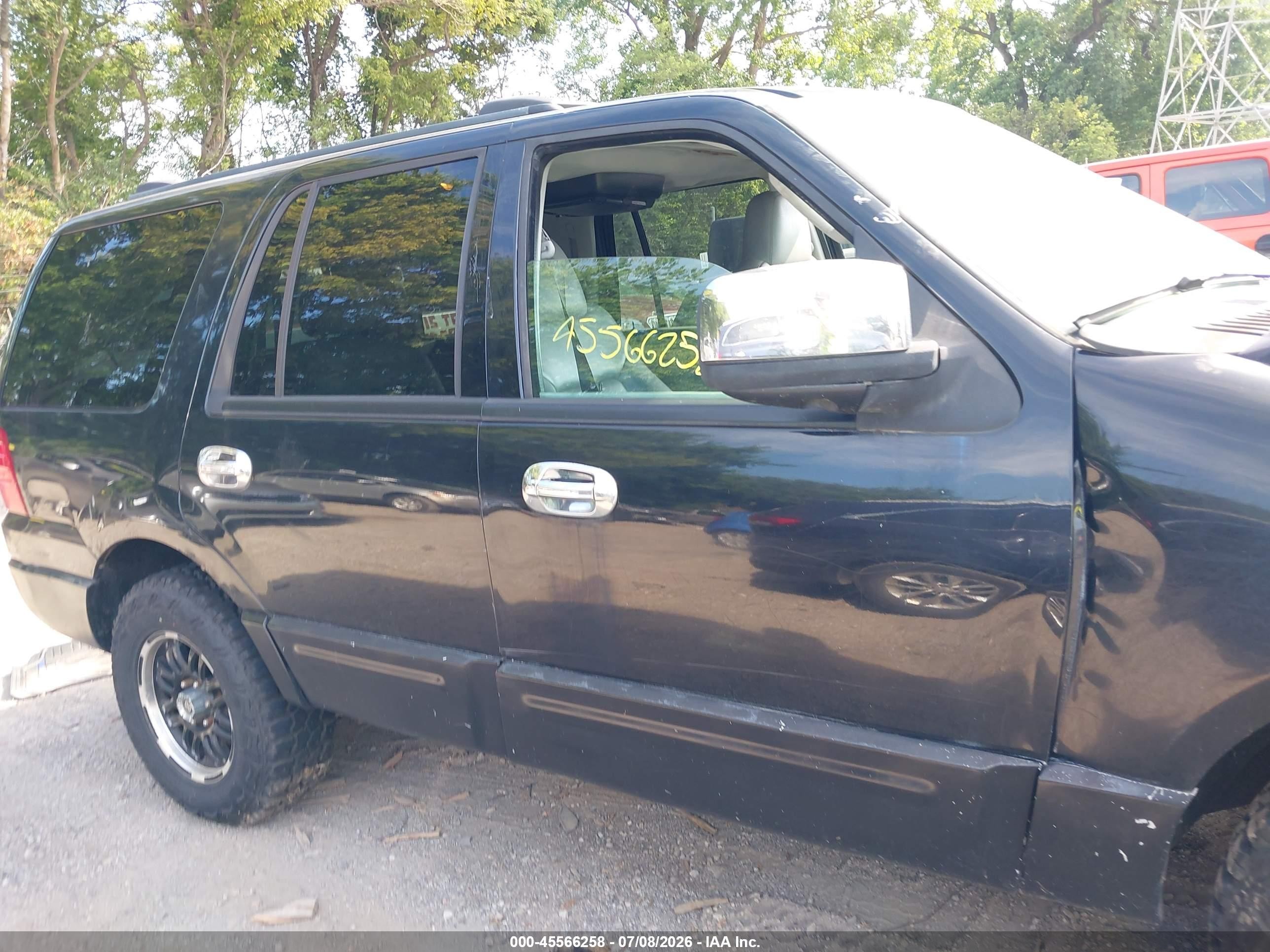 2004 Ford Expedition Nbx/xlt Black vin: 1FMFU16L04LA24966