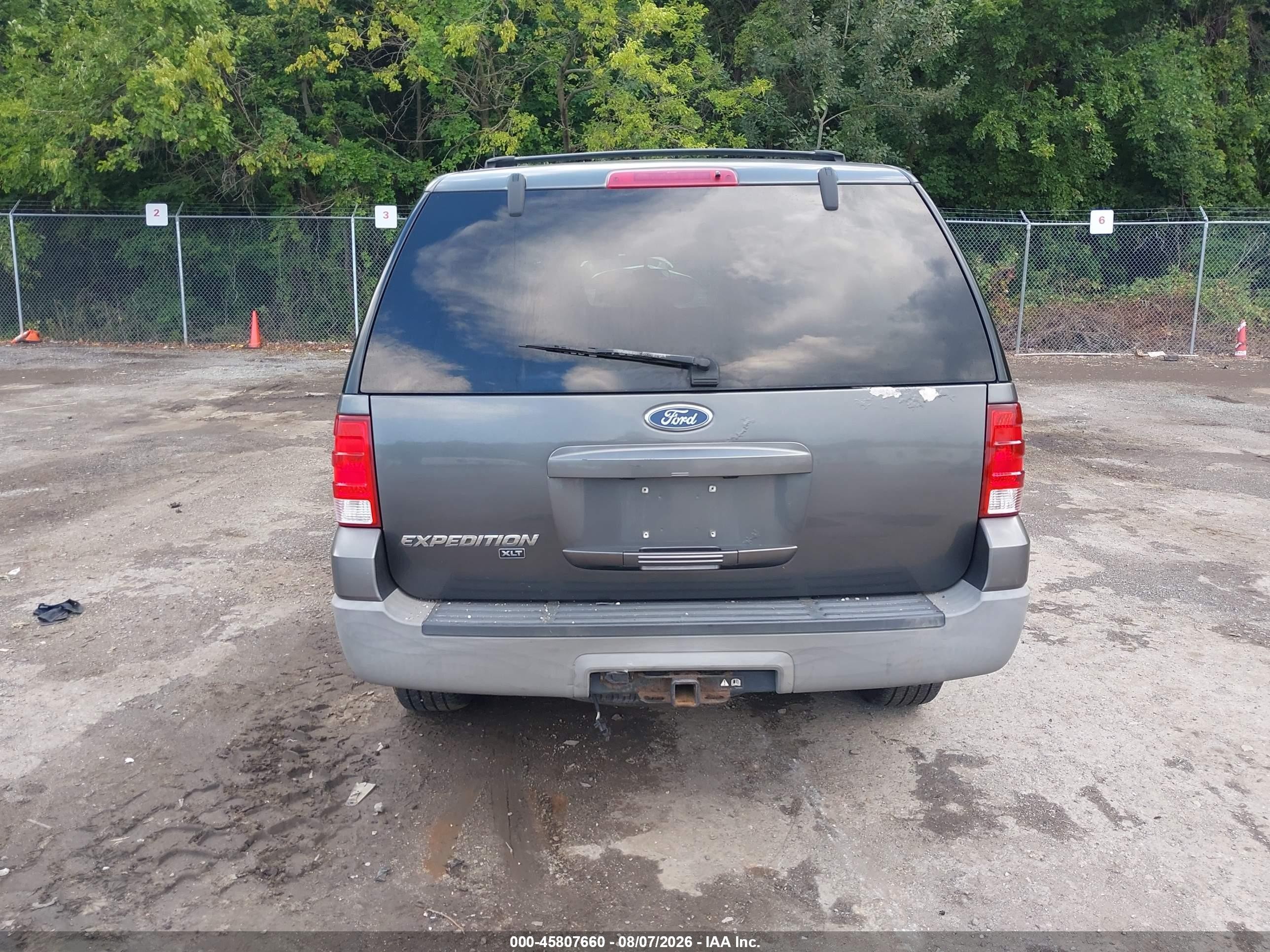 2003 Ford Expedition Xlt Gray vin: 1FMFU16W43LC53871