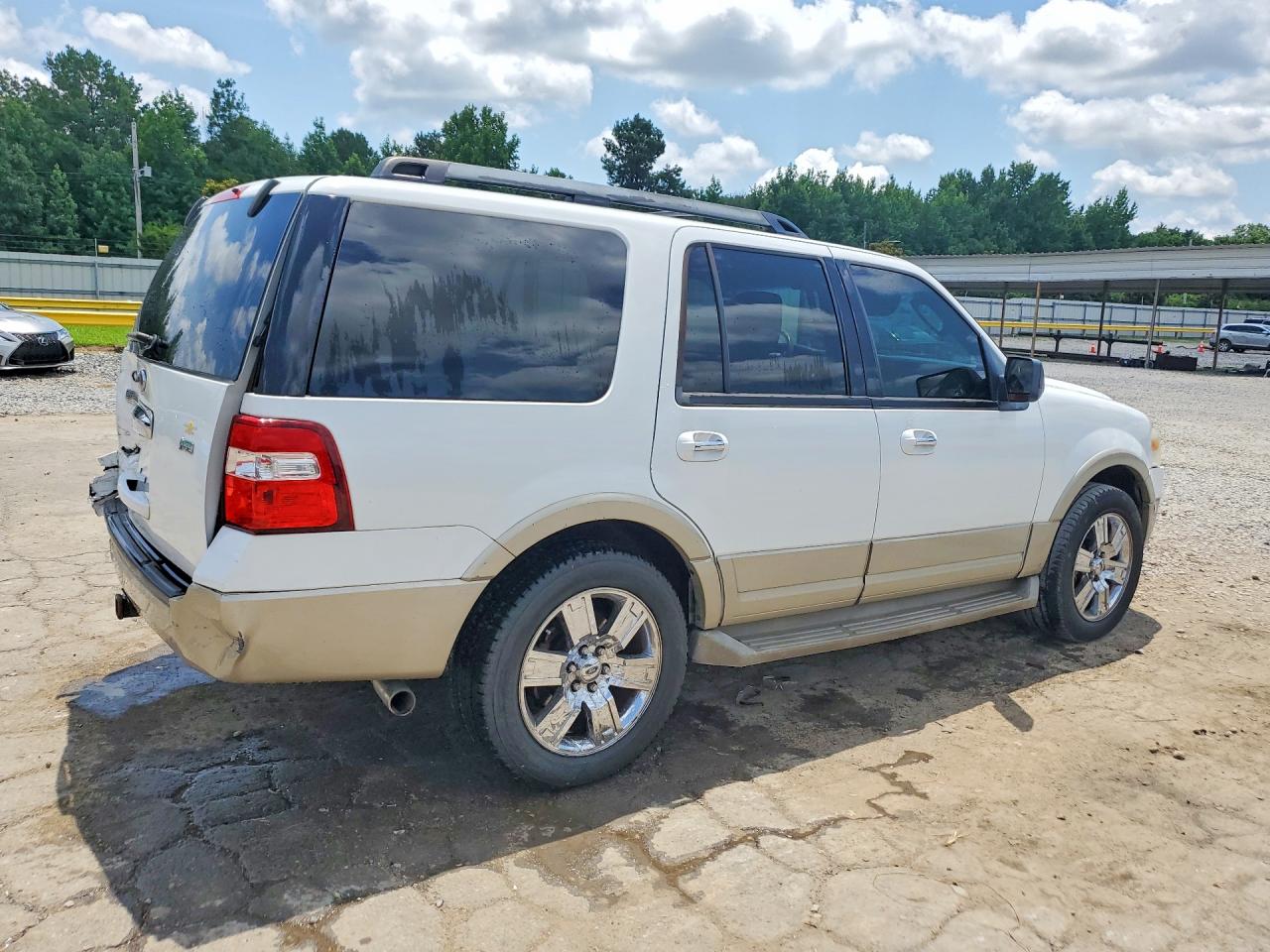 2009 Ford Expedition Eddie Bauer White vin: 1FMFU17509EB27736