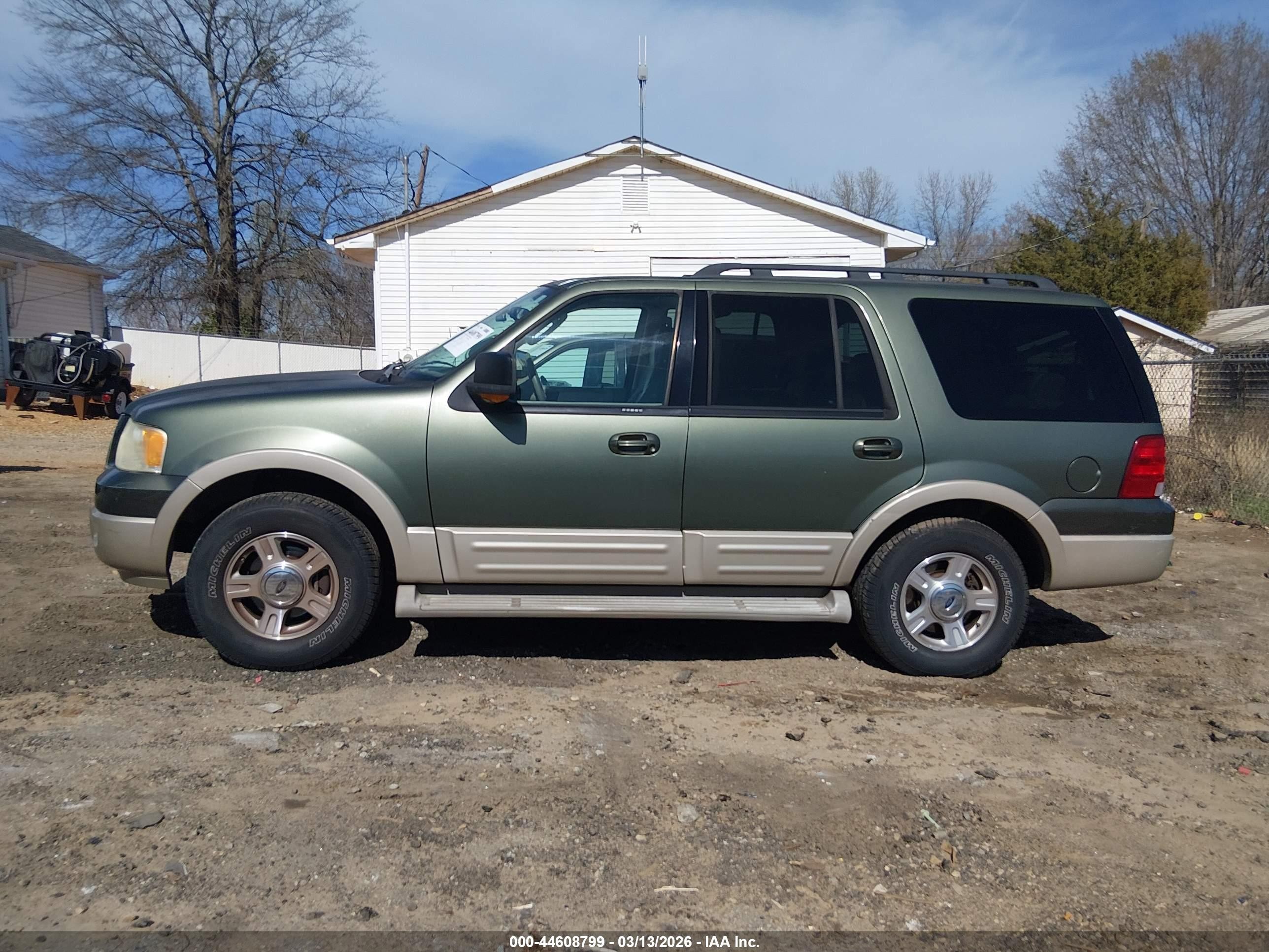2005 Ford Expedition Eddie Bauer/king Ranch Green vin: 1FMFU17515LA39655