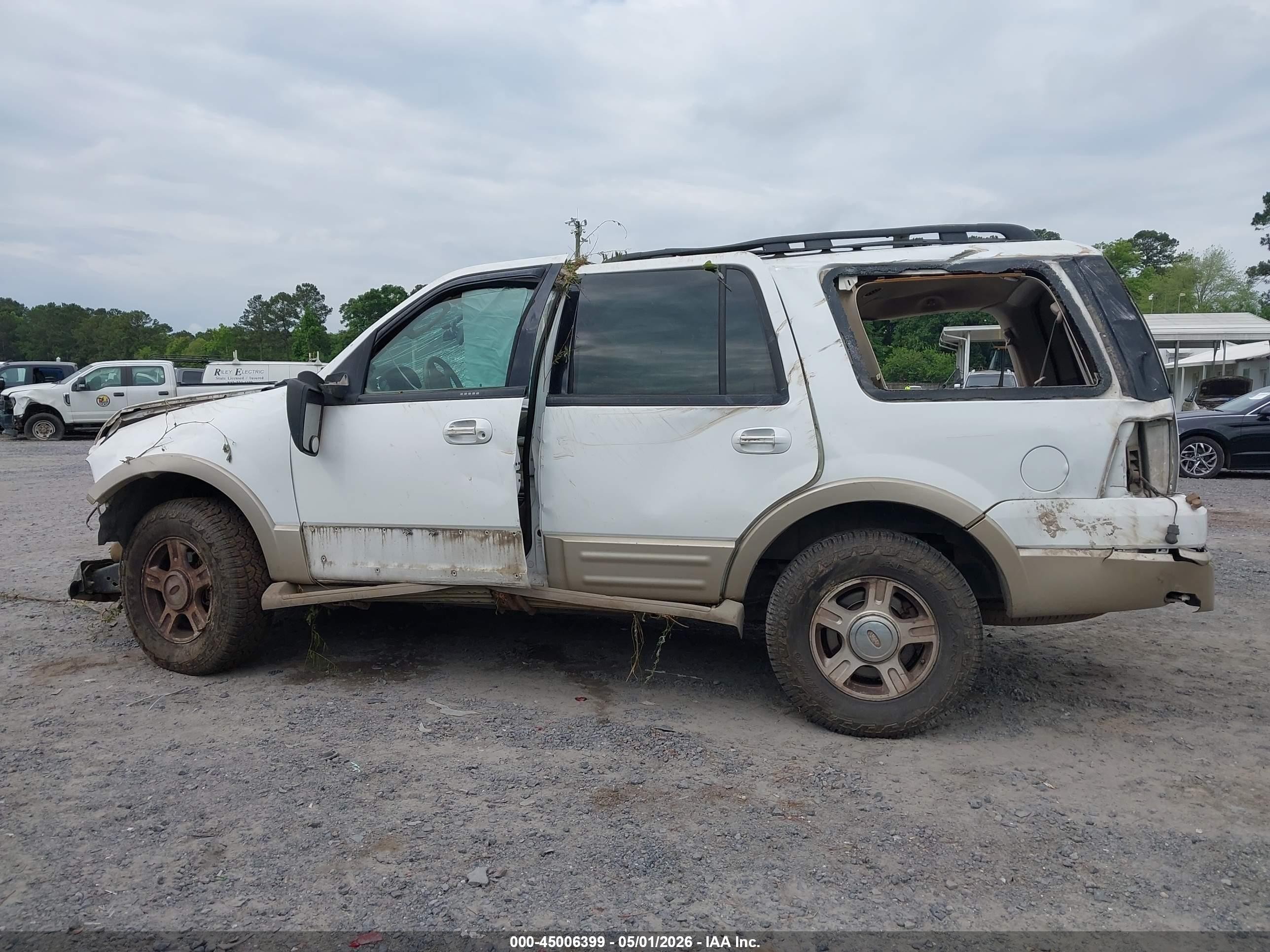 2006 Ford Expedition Eddie Bauer/king Ranch White vin: 1FMFU17526LB00156