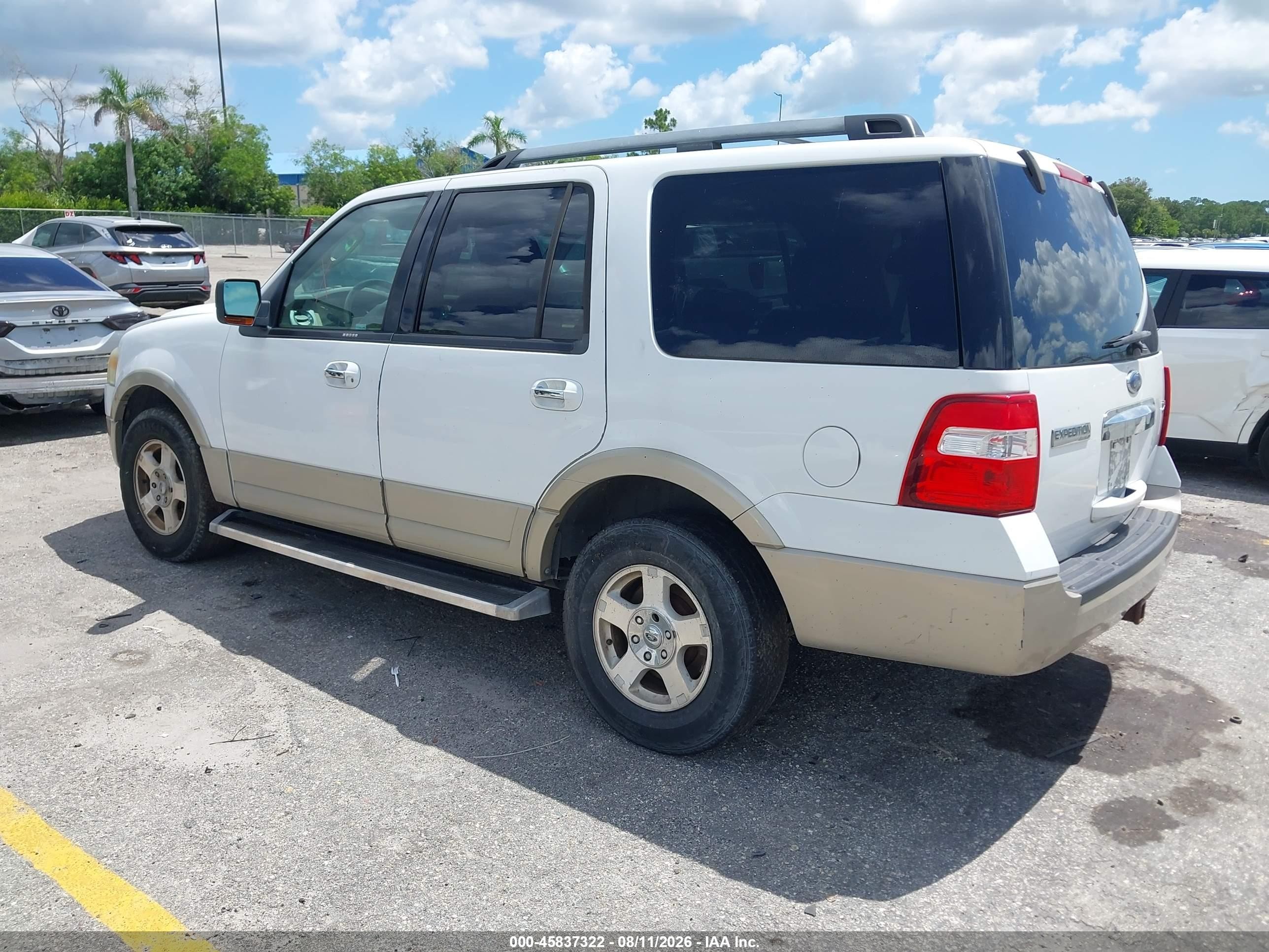 2009 Ford Expedition Eddie Bauer White vin: 1FMFU17549EB20496