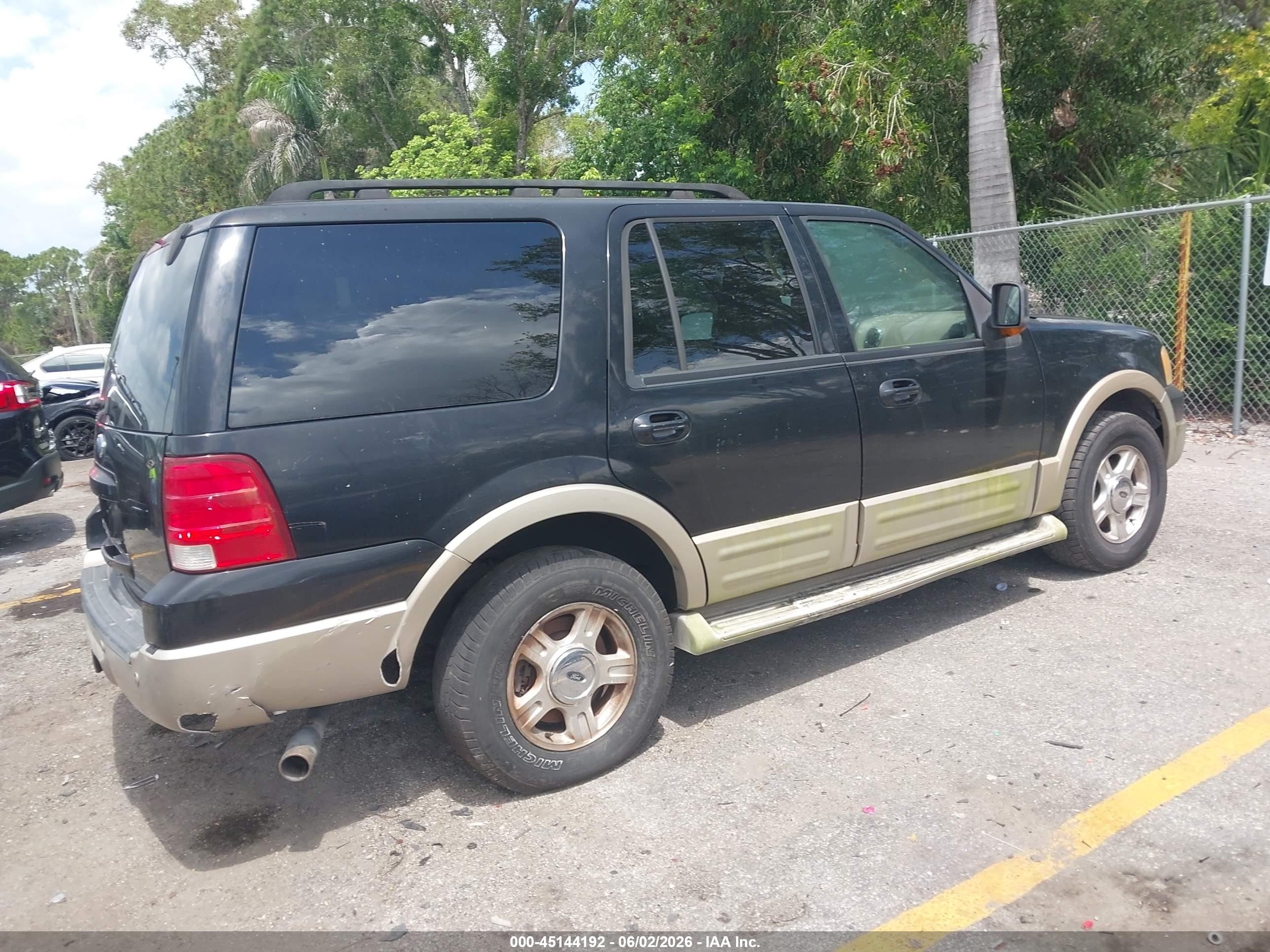 2006 Ford Expedition Eddie Bauer/king Ranch Black vin: 1FMFU17556LA78055