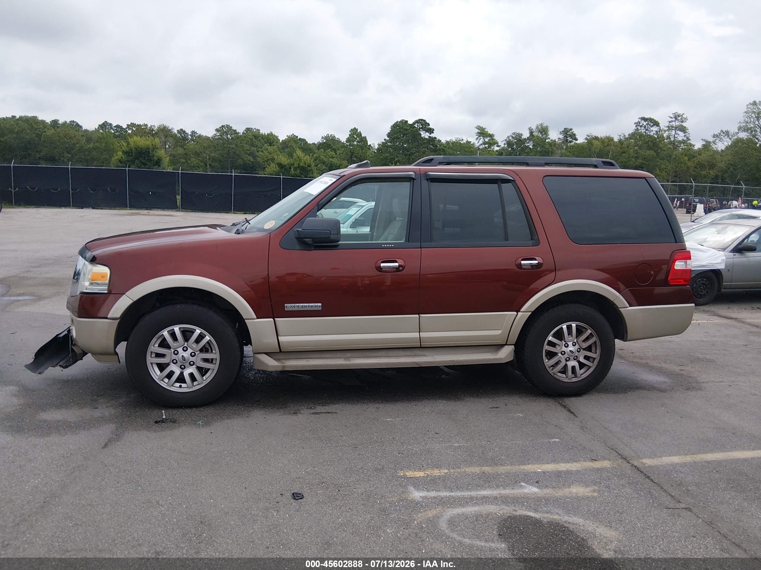 2007 Ford Expedition Eddie Bauer Красный vin: 1FMFU17557LA99277