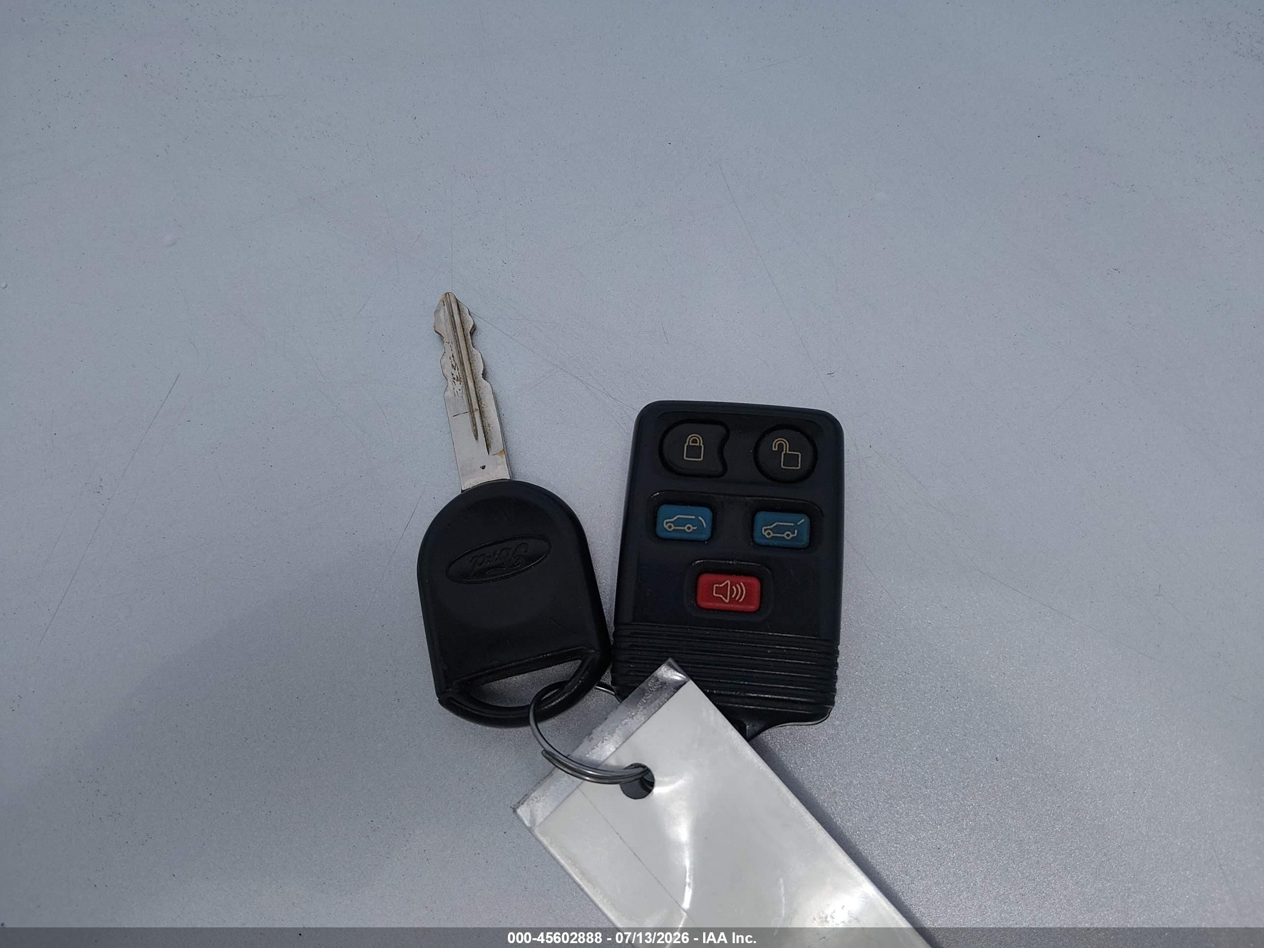 2007 Ford Expedition Eddie Bauer Красный vin: 1FMFU17557LA99277