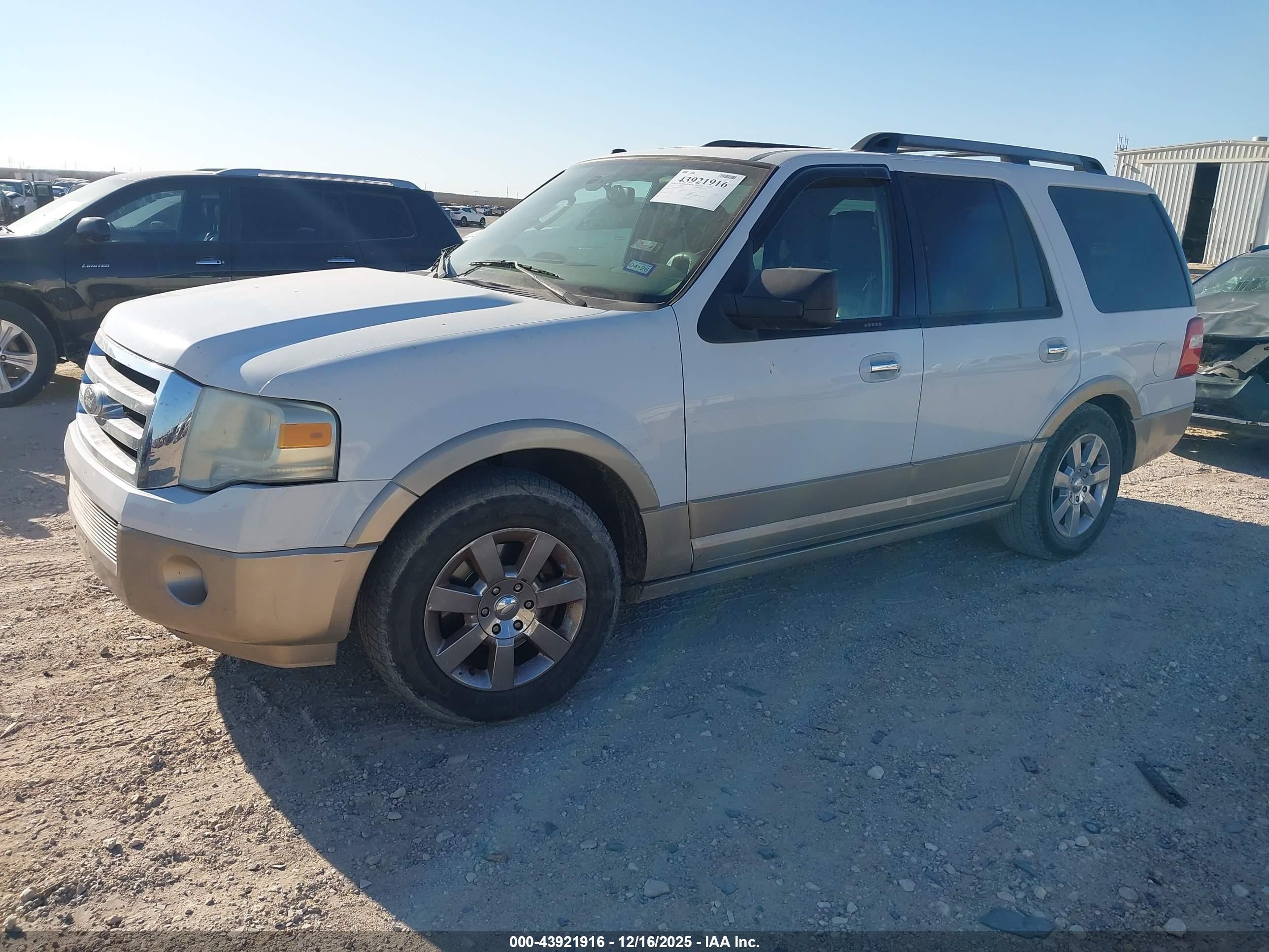 2009 Ford Expedition Eddie Bauer White vin: 1FMFU17559LA12917