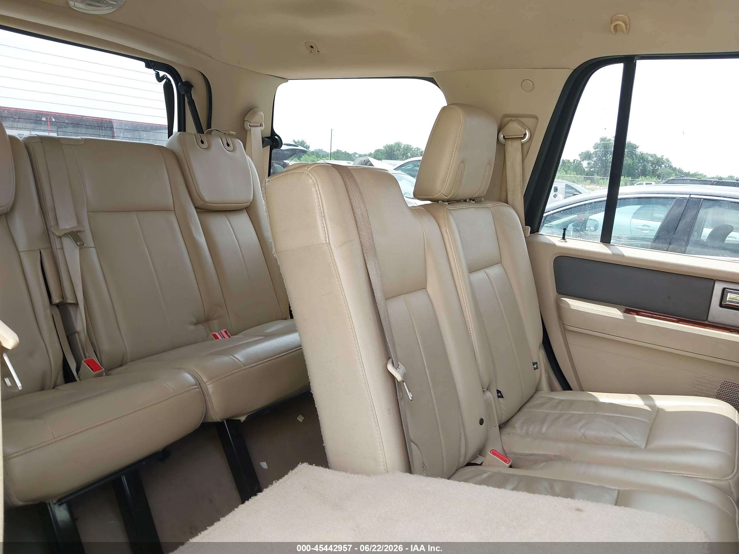 2007 Ford Expedition Eddie Bauer White vin: 1FMFU17567LA66529