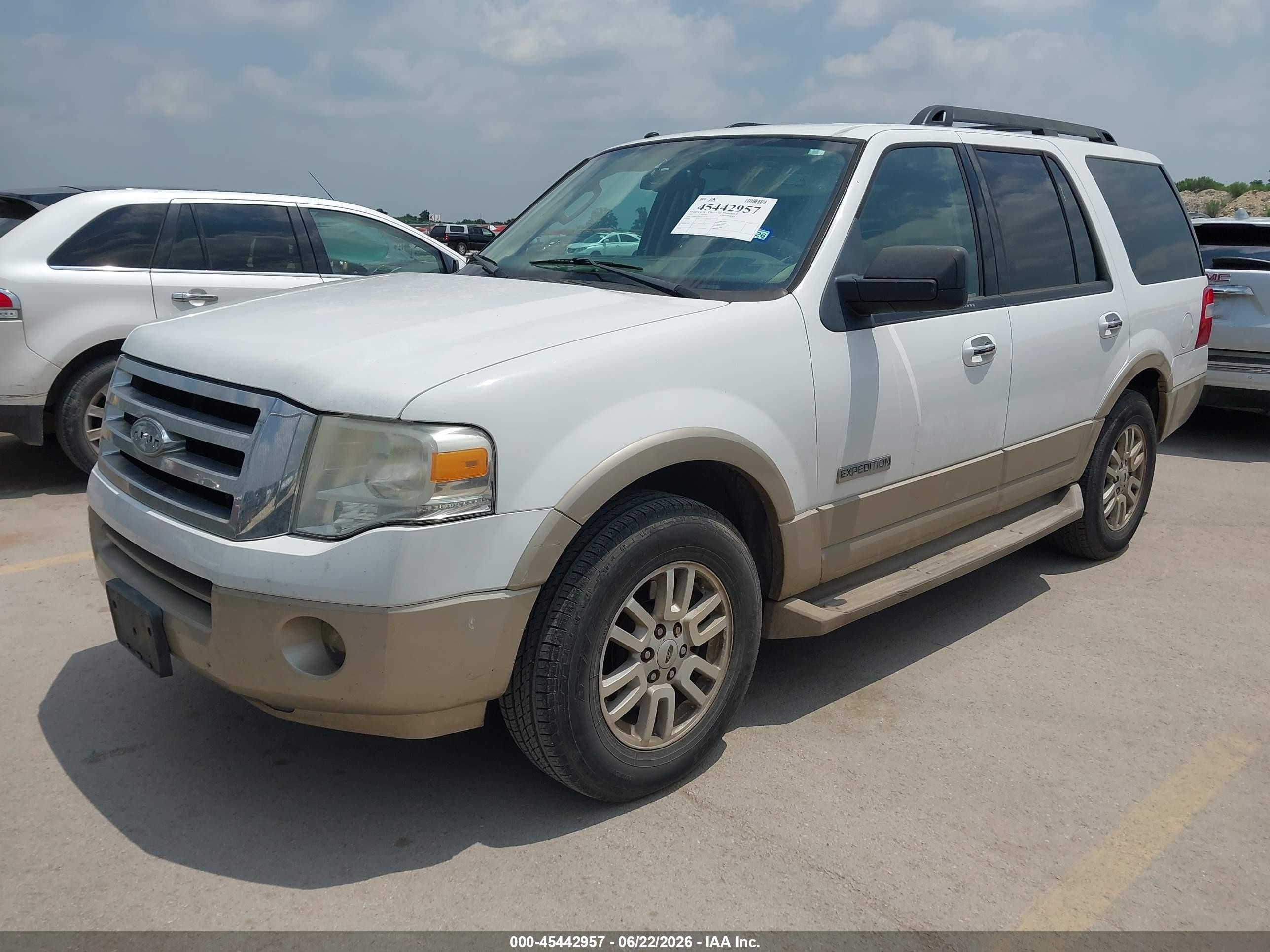 2007 Ford Expedition Eddie Bauer White vin: 1FMFU17567LA66529