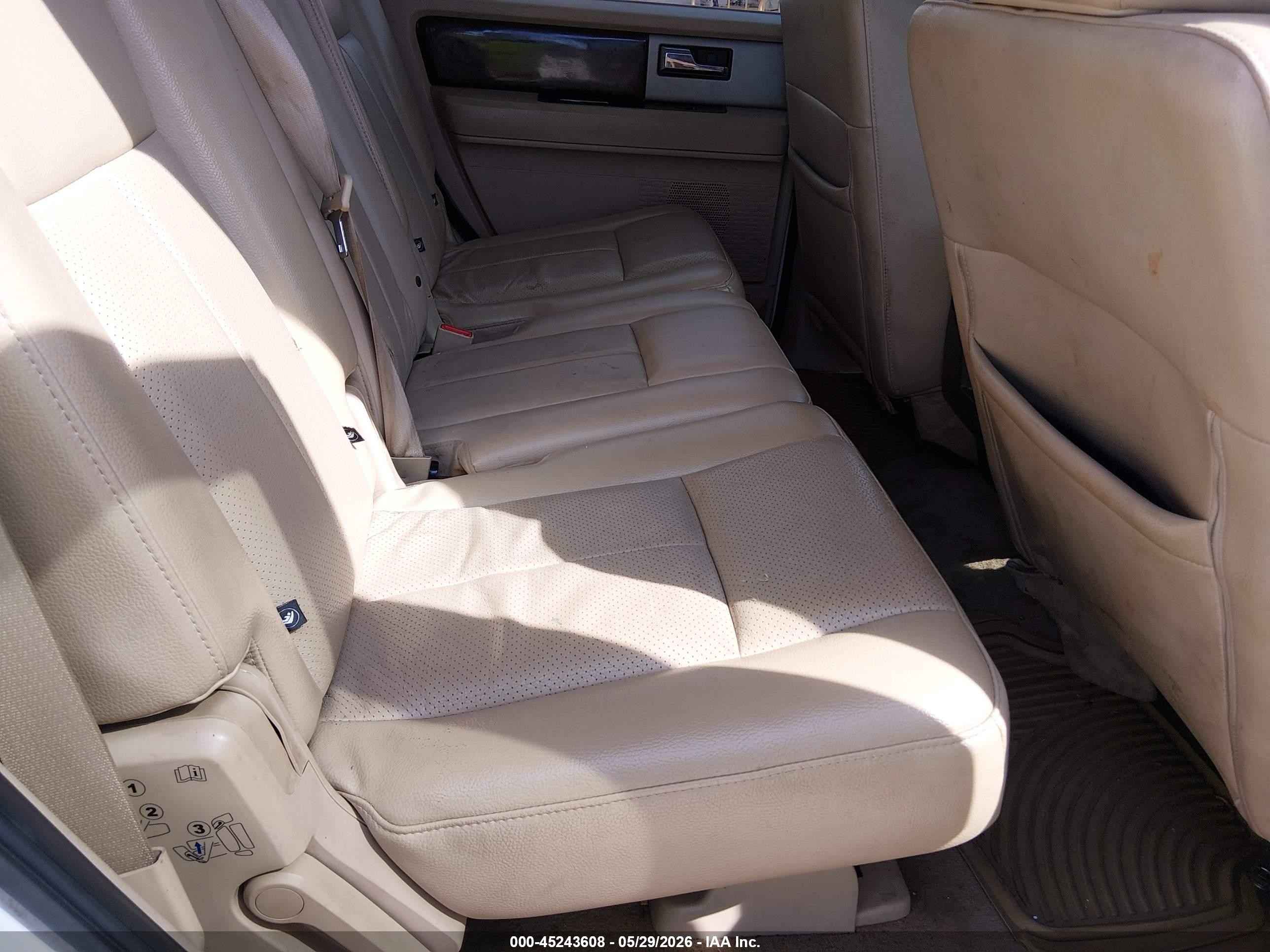2007 Ford Expedition Eddie Bauer White vin: 1FMFU17567LA73609