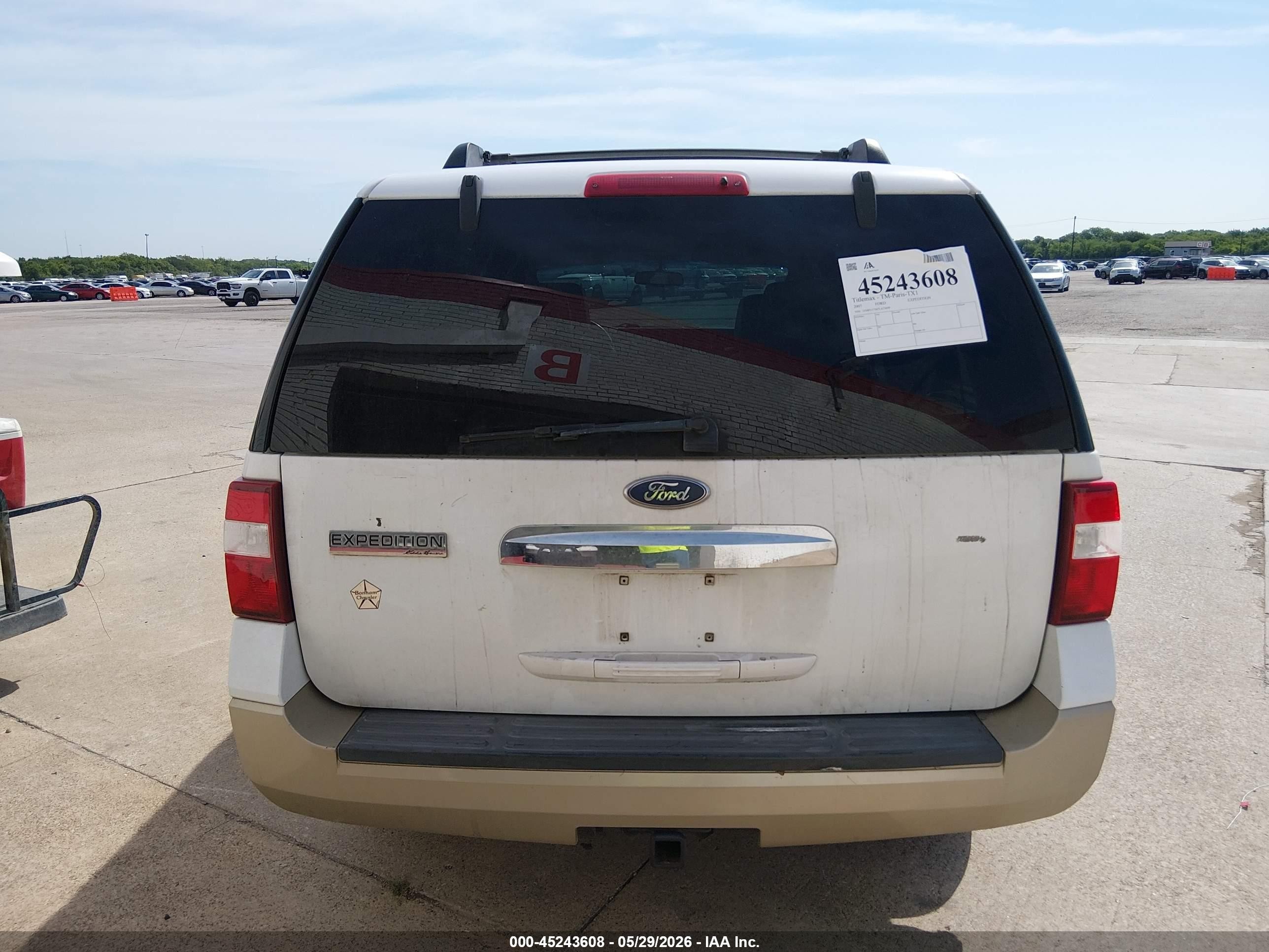 2007 Ford Expedition Eddie Bauer White vin: 1FMFU17567LA73609