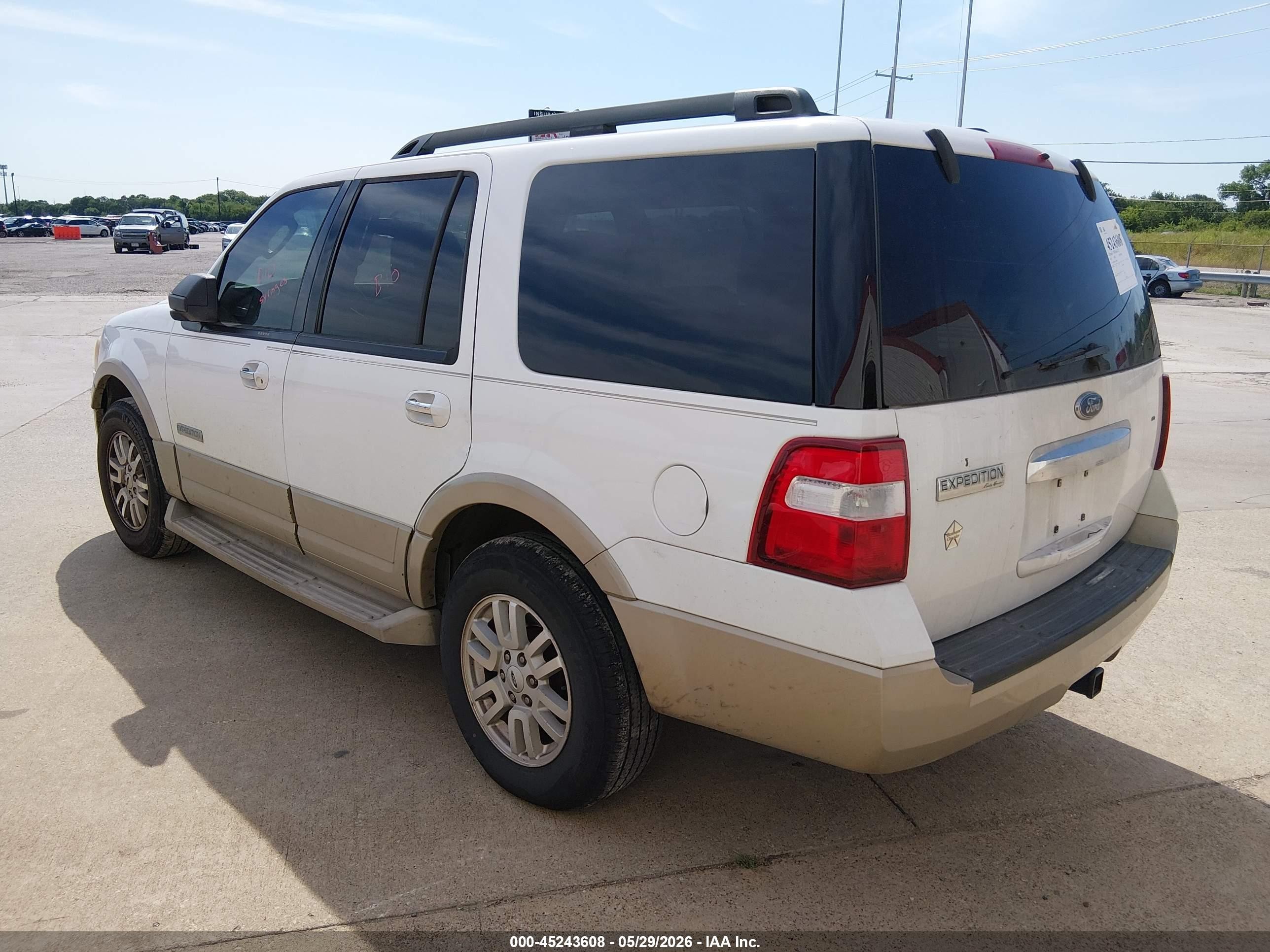 2007 Ford Expedition Eddie Bauer White vin: 1FMFU17567LA73609