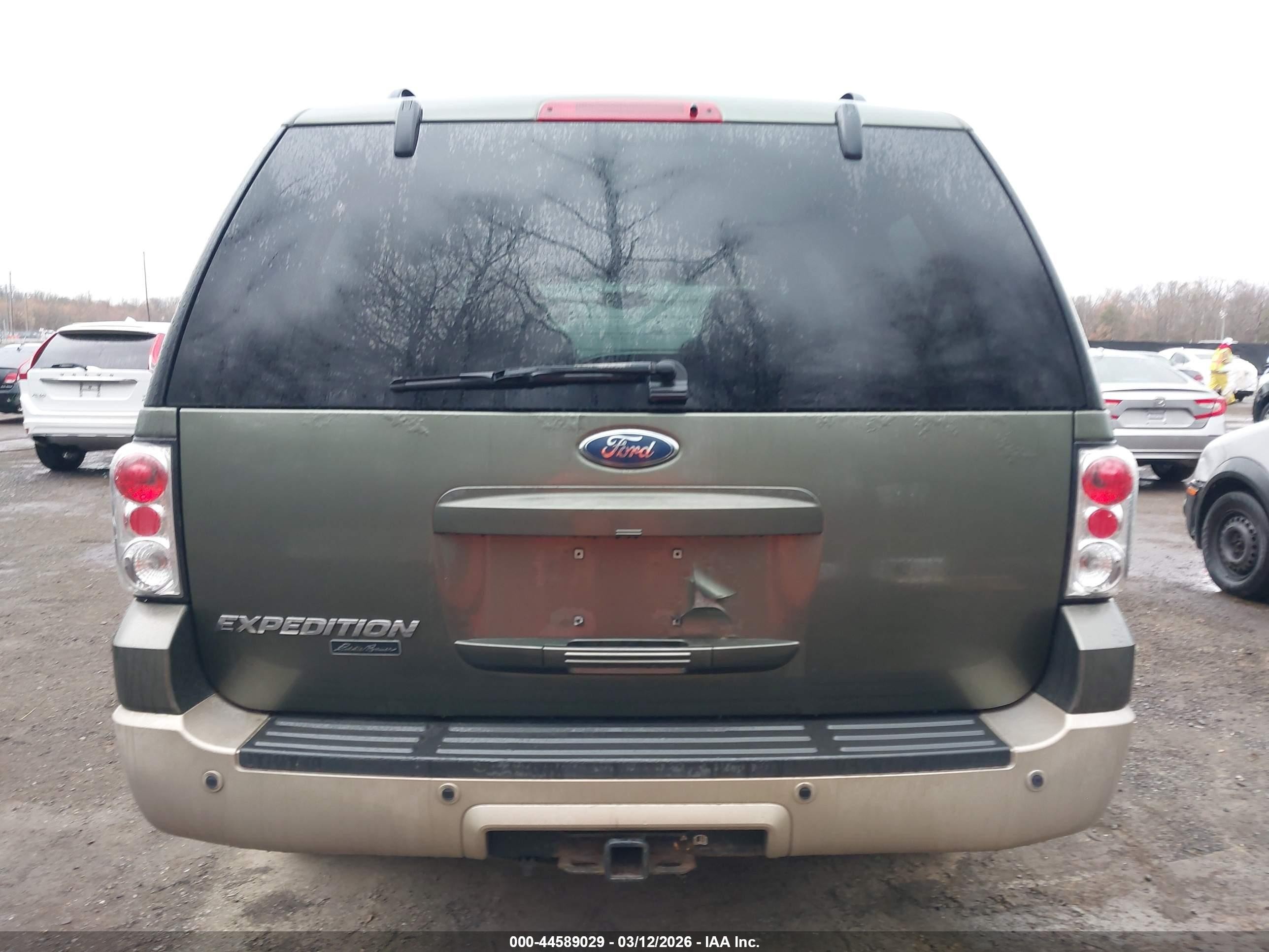 2005 Ford Expedition Eddie Bauer/king Ranch Green vin: 1FMFU17575LA69727