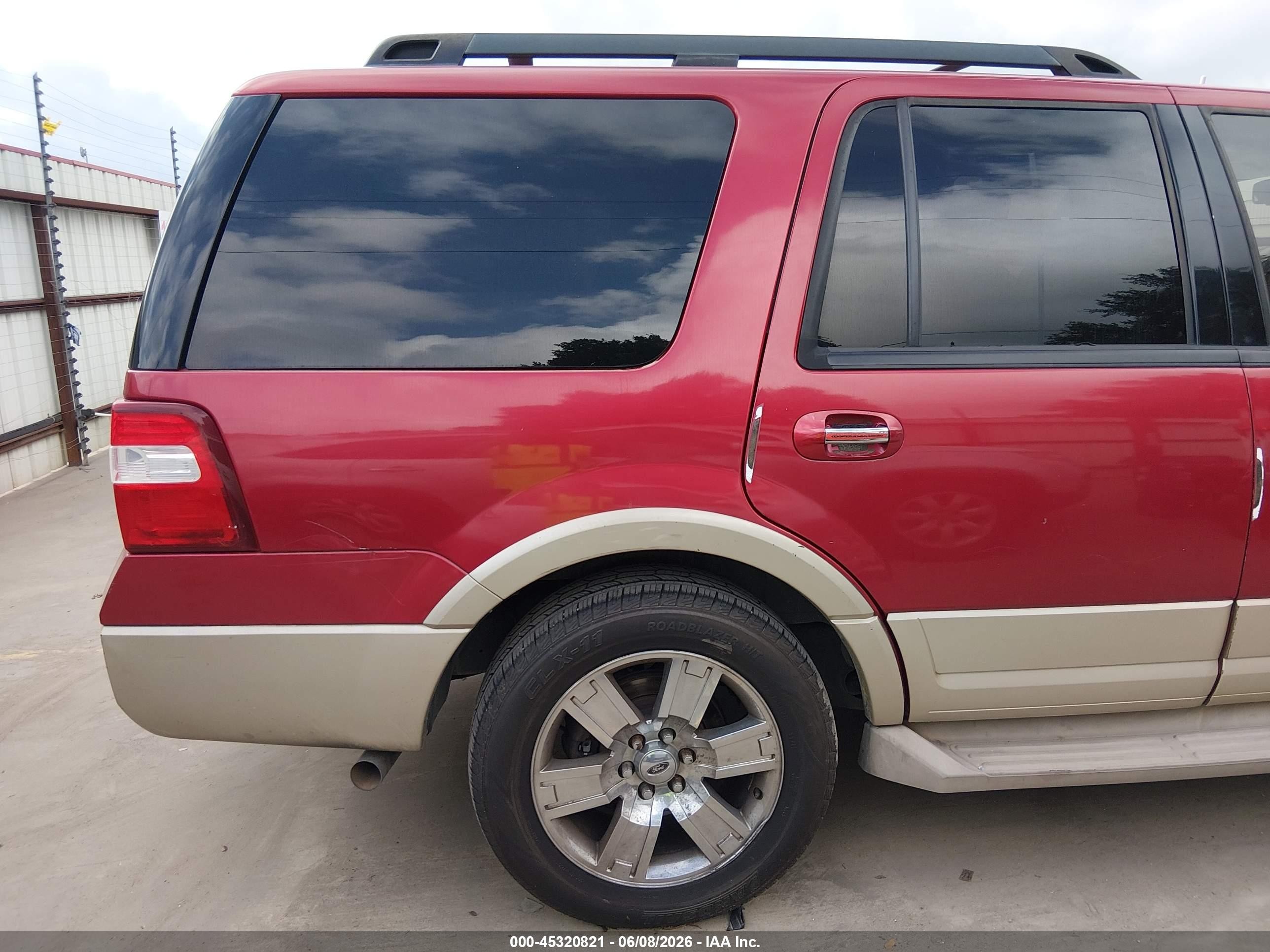 2007 Ford Expedition Eddie Bauer Red vin: 1FMFU17577LA83226