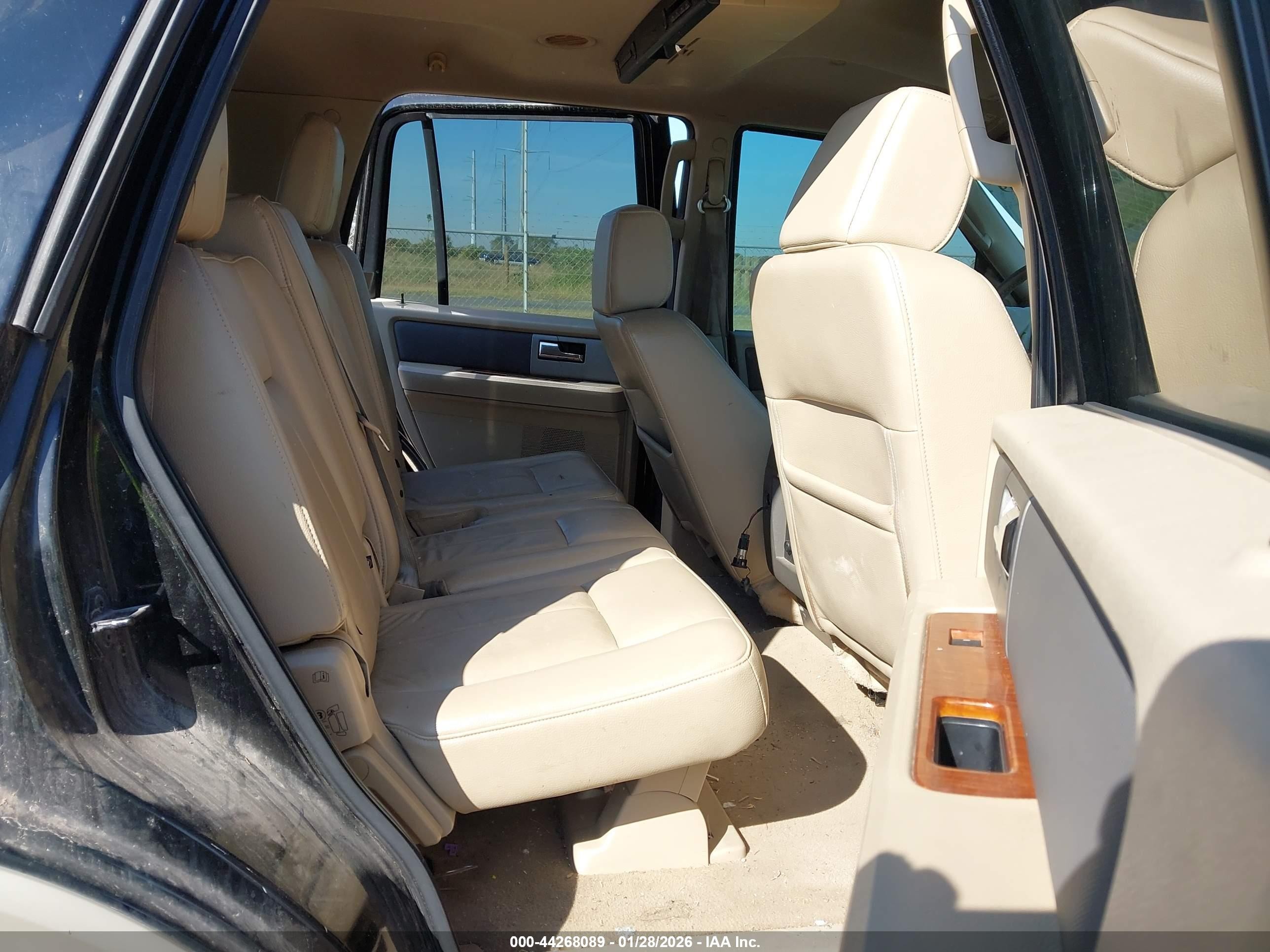 2007 Ford Expedition Eddie Bauer Black vin: 1FMFU17577LA91892