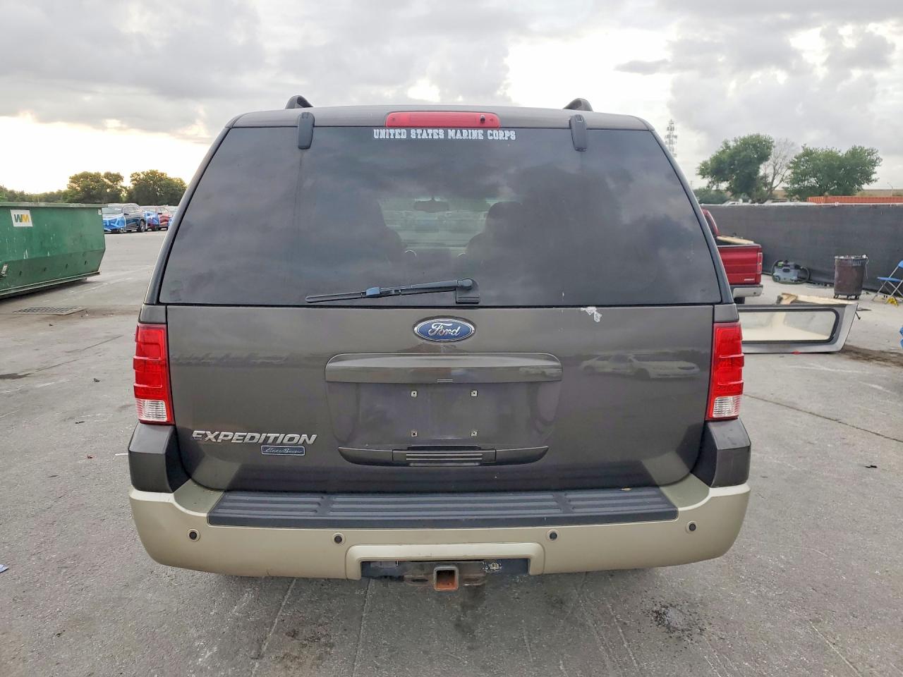 2005 Ford Expedition Eddie Bauer Серый vin: 1FMFU17585LA97617