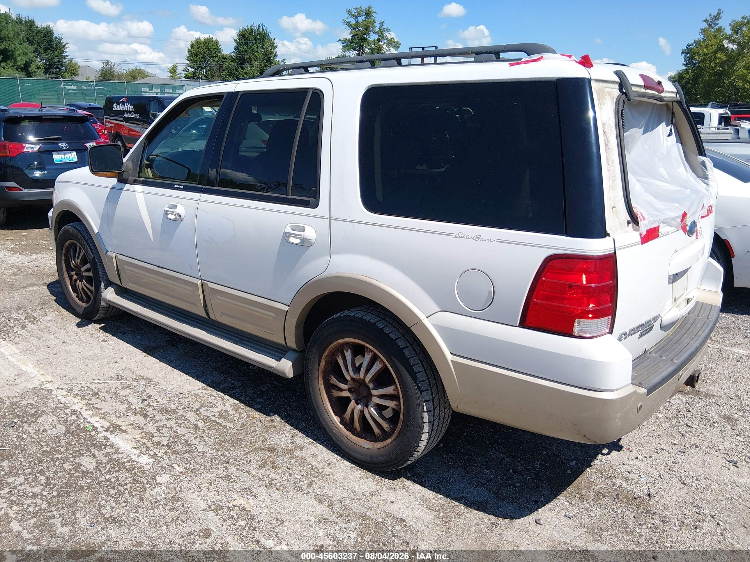 2005 Ford Expedition Eddie Bauer/king Ranch White vin: 1FMFU17595LA82236