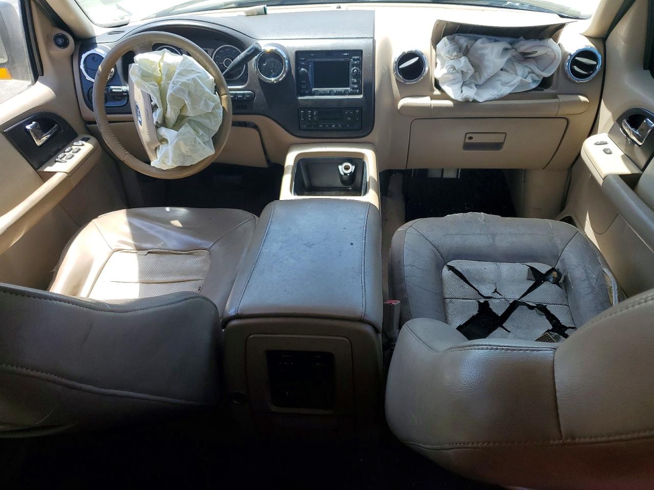 2005 Ford Expedition Eddie Bauer Белый vin: 1FMFU175X5LA68801