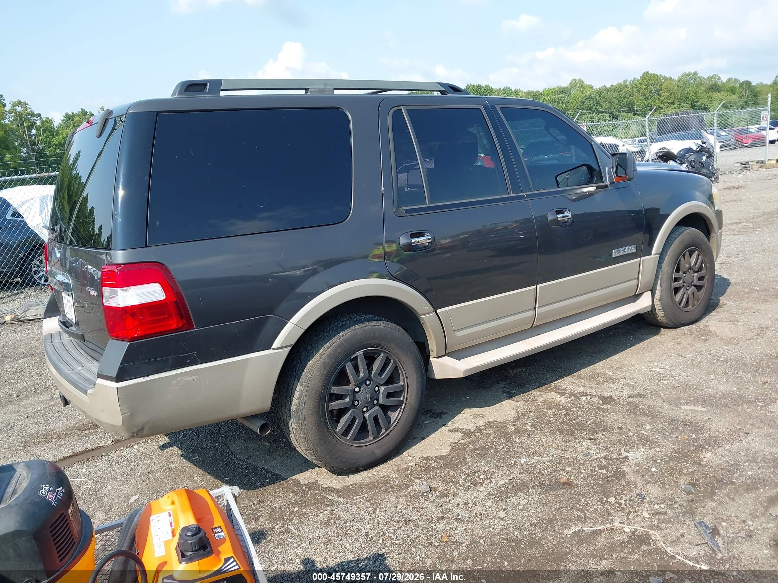2007 Ford Expedition Eddie Bauer Gray vin: 1FMFU175X7LA63505