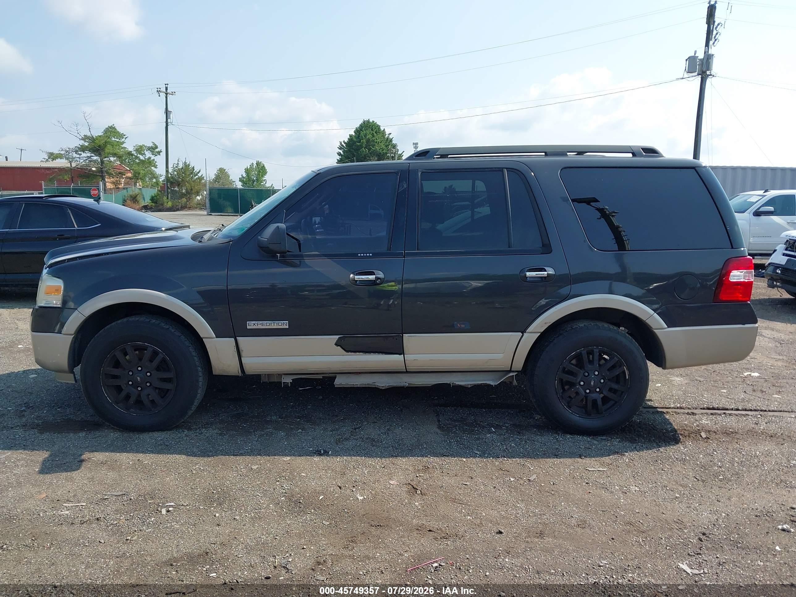 2007 Ford Expedition Eddie Bauer Gray vin: 1FMFU175X7LA63505